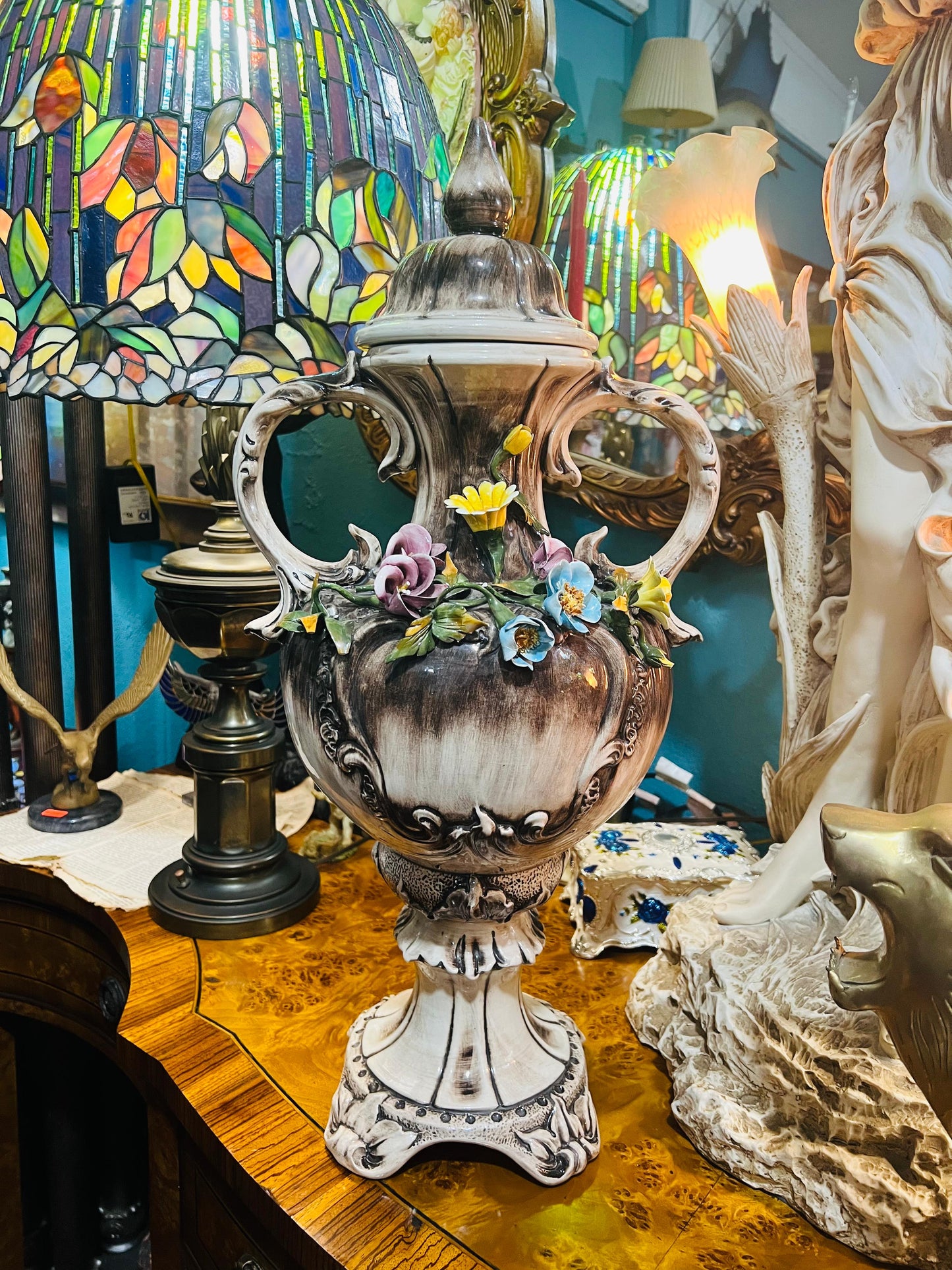 🌺🌼🏺19th Century Capo Del Monte Floral Inlaid Vase and Lid for Sale 🏺🌼🌺