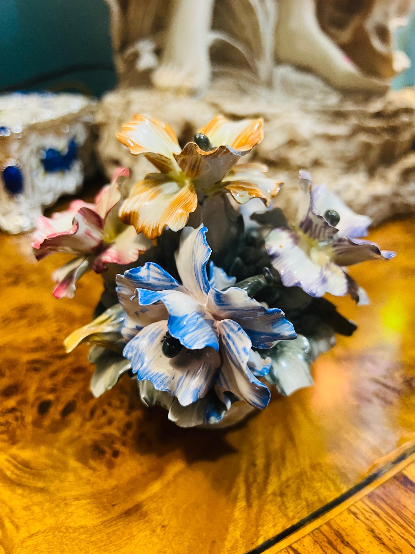 🌸🌿🏡Capo Del Monte Floral Arrangement - A Touch of Italy for Your Home🌸🌿🏡