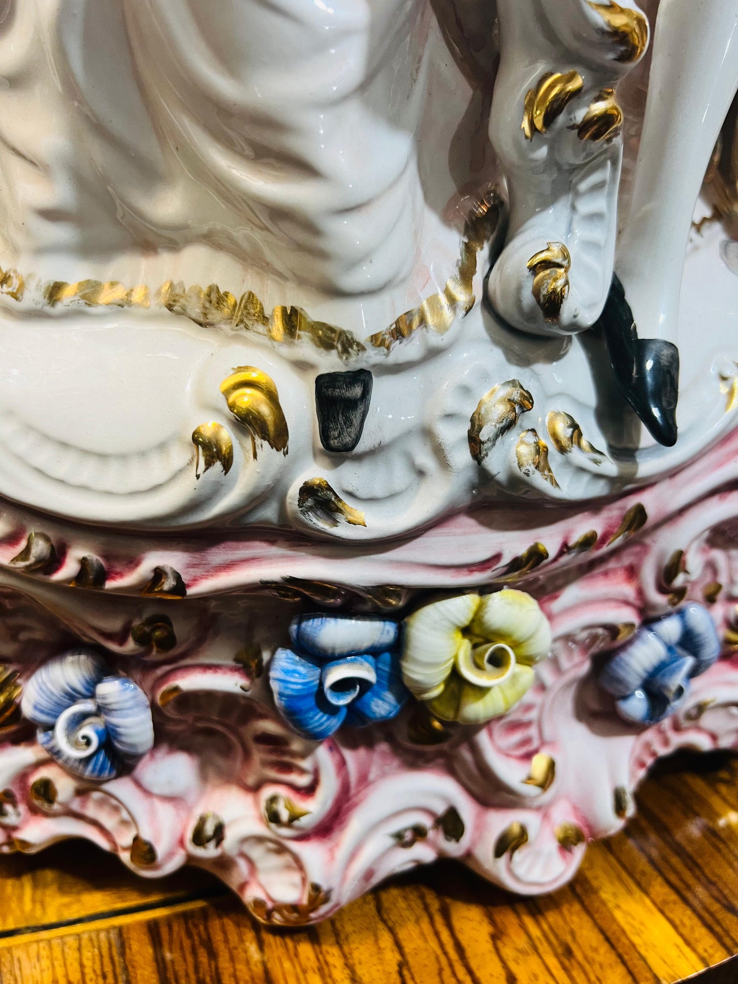 🎻 Exquisita Figura de Porcelana Musical del - Representacion del Siglo XVIII en Venta 🎻