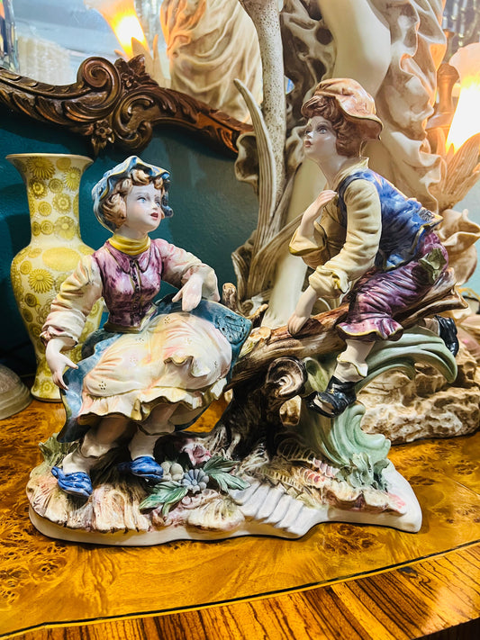 Capo Del Monte Fine Porcelain Figure ✨