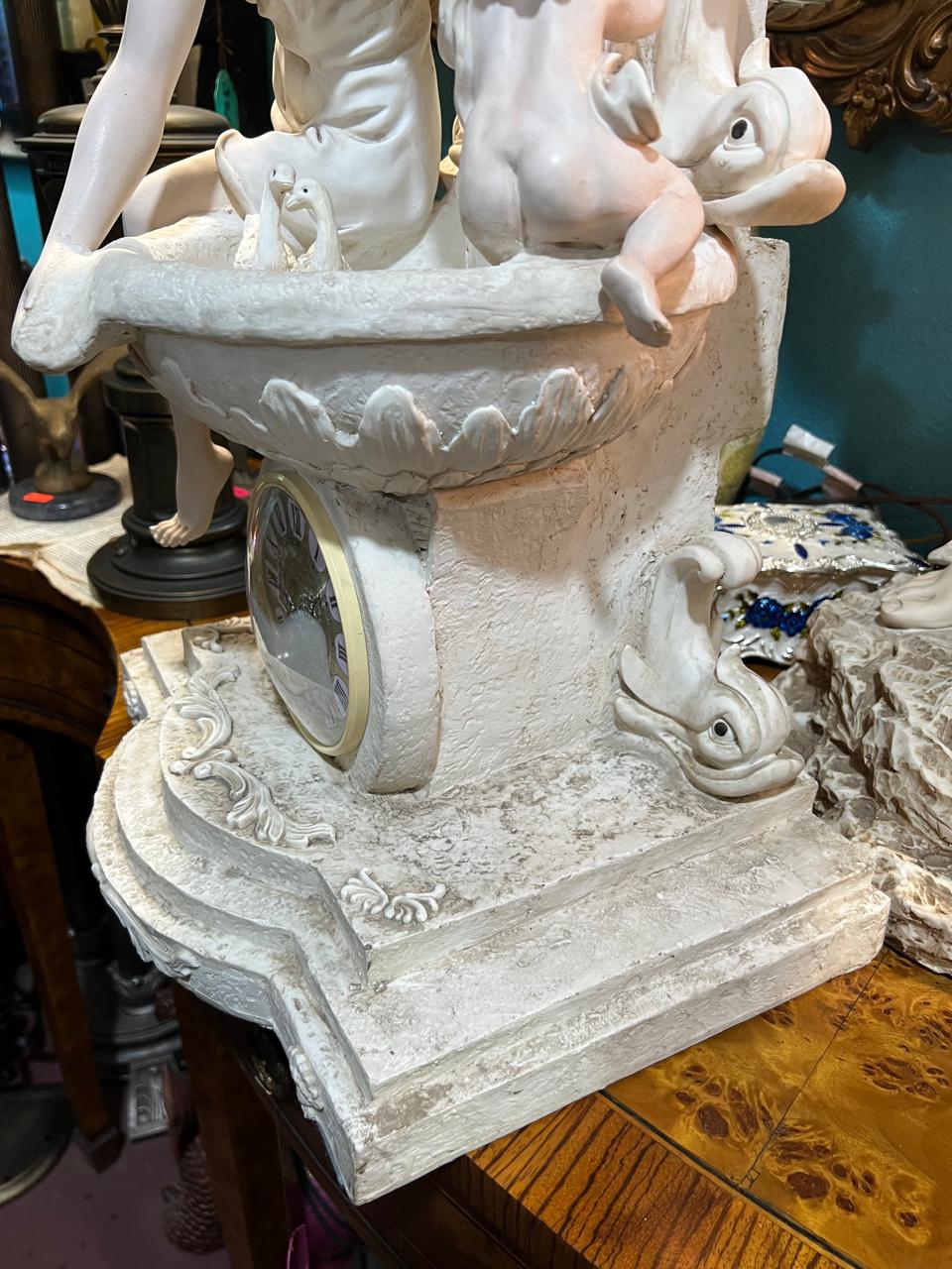 💎¡Fuente Decorativa de Escultura Clásica en Venta! 🌟