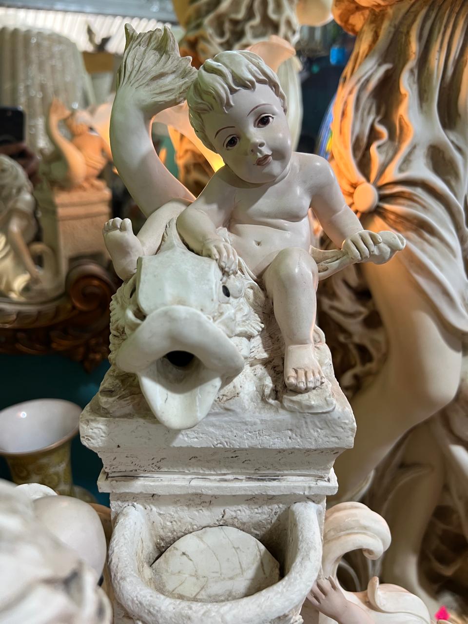 💎¡Fuente Decorativa de Escultura Clásica en Venta! 🌟