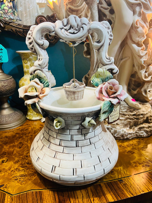 Capo Del Monte Fine Porcelain Figure ✨