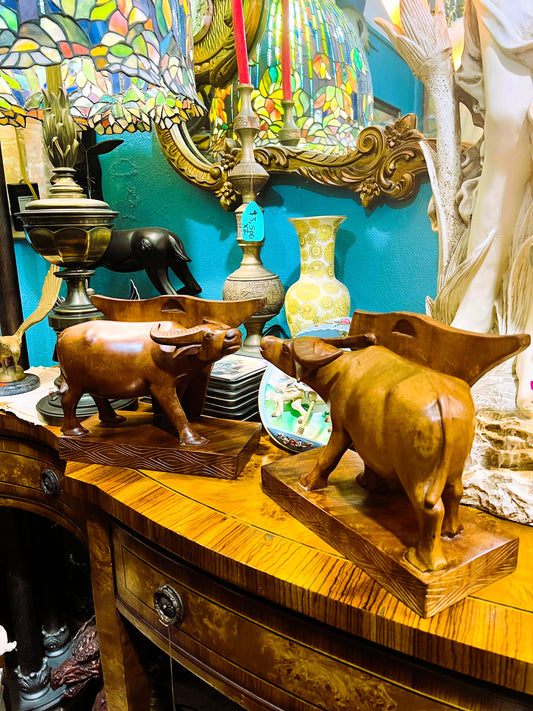 🦅 Bronze Sculpture of an Eagle in Flight with a Globe for Sale 🦅