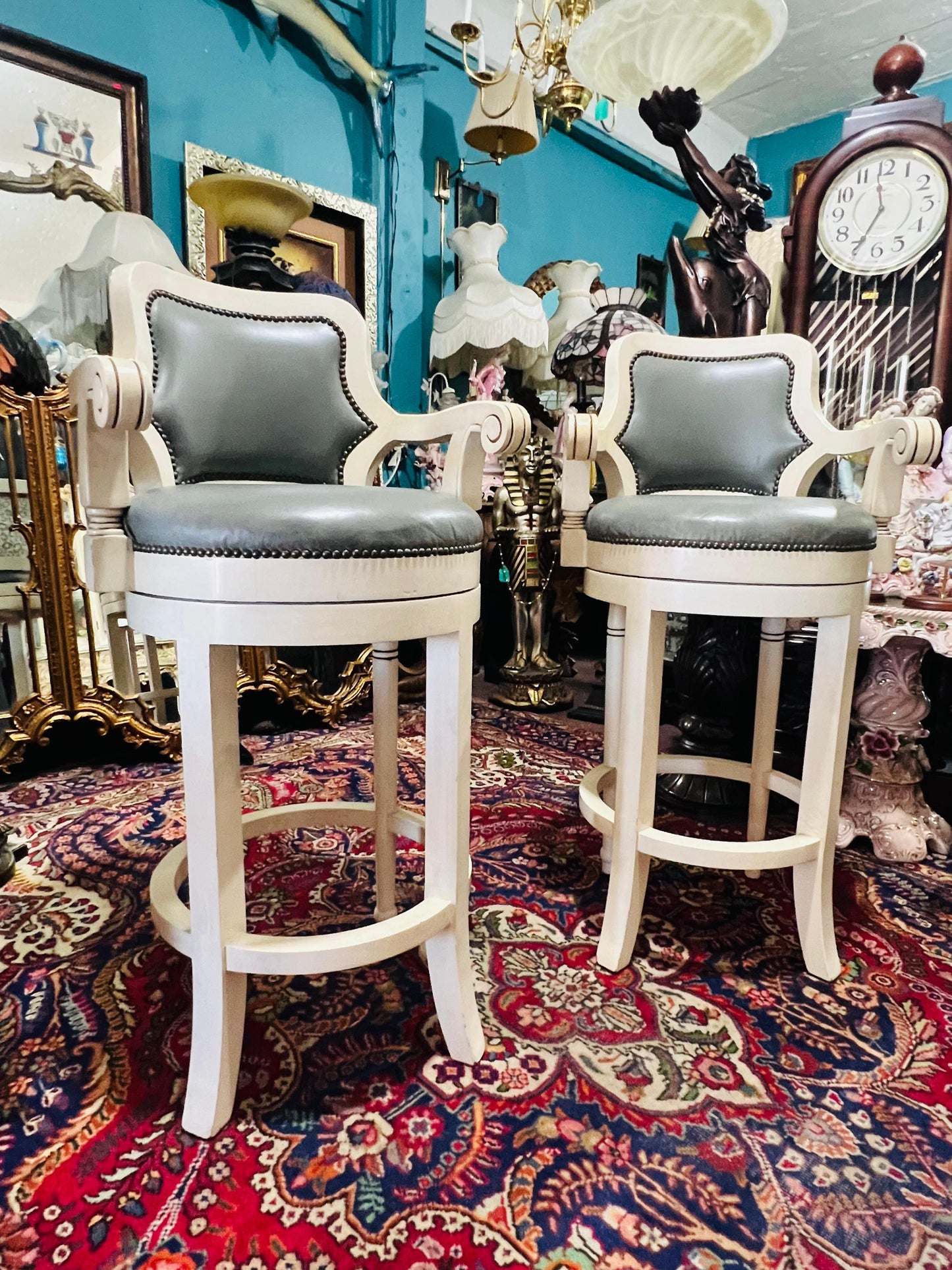 ✨🪑🪑🪑 Set of 3 Vintage Benches in White 🪑🪑🪑✨