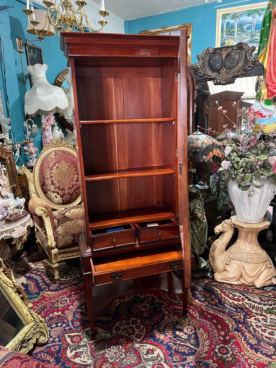 📜🏛️ 📜Butler's Heritage Collection Mahogany Display Cabinet📜🏛️ 📜