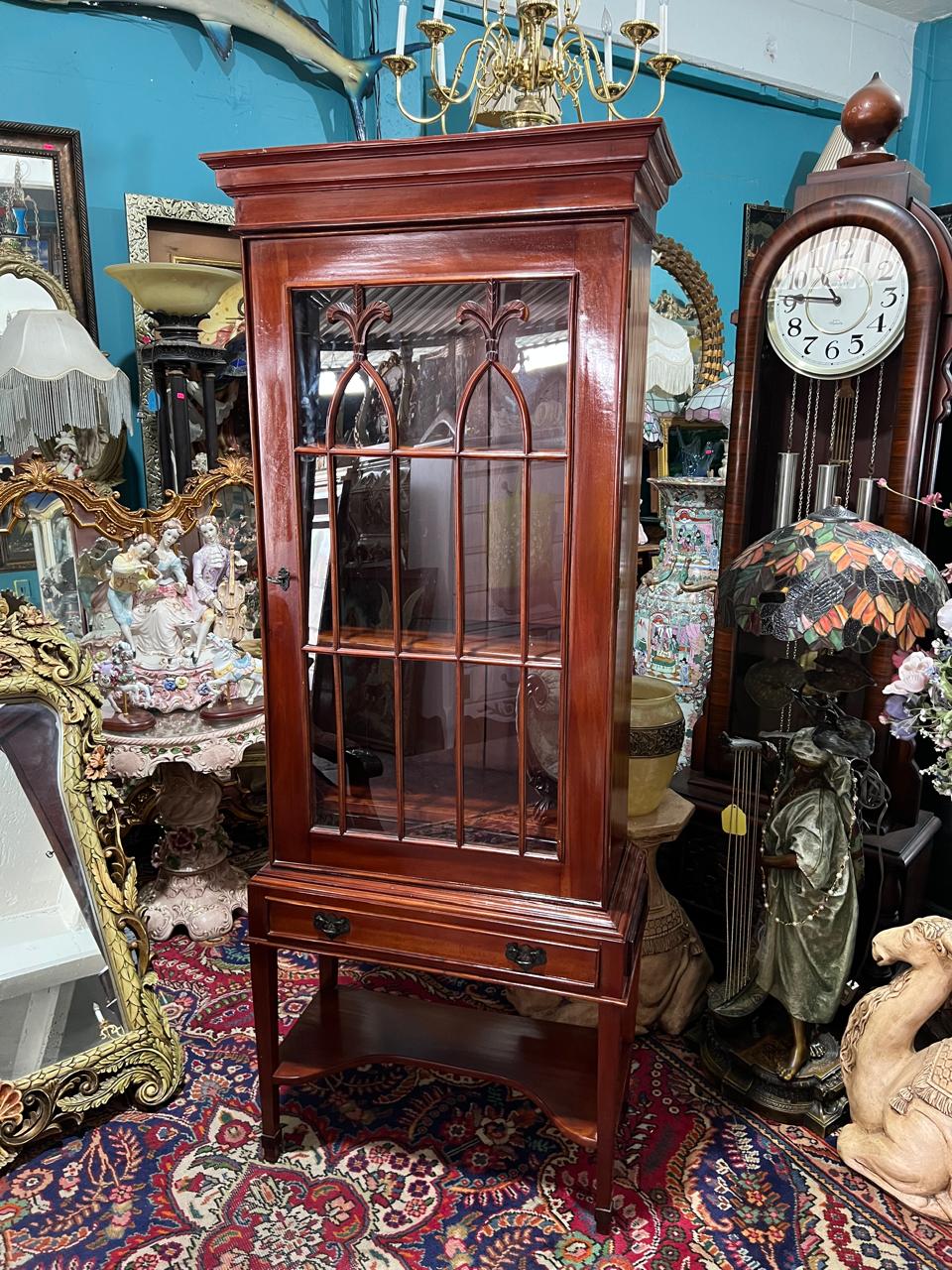 📜🏛️ 📜Butler's Heritage Collection Mahogany Display Cabinet📜🏛️ 📜