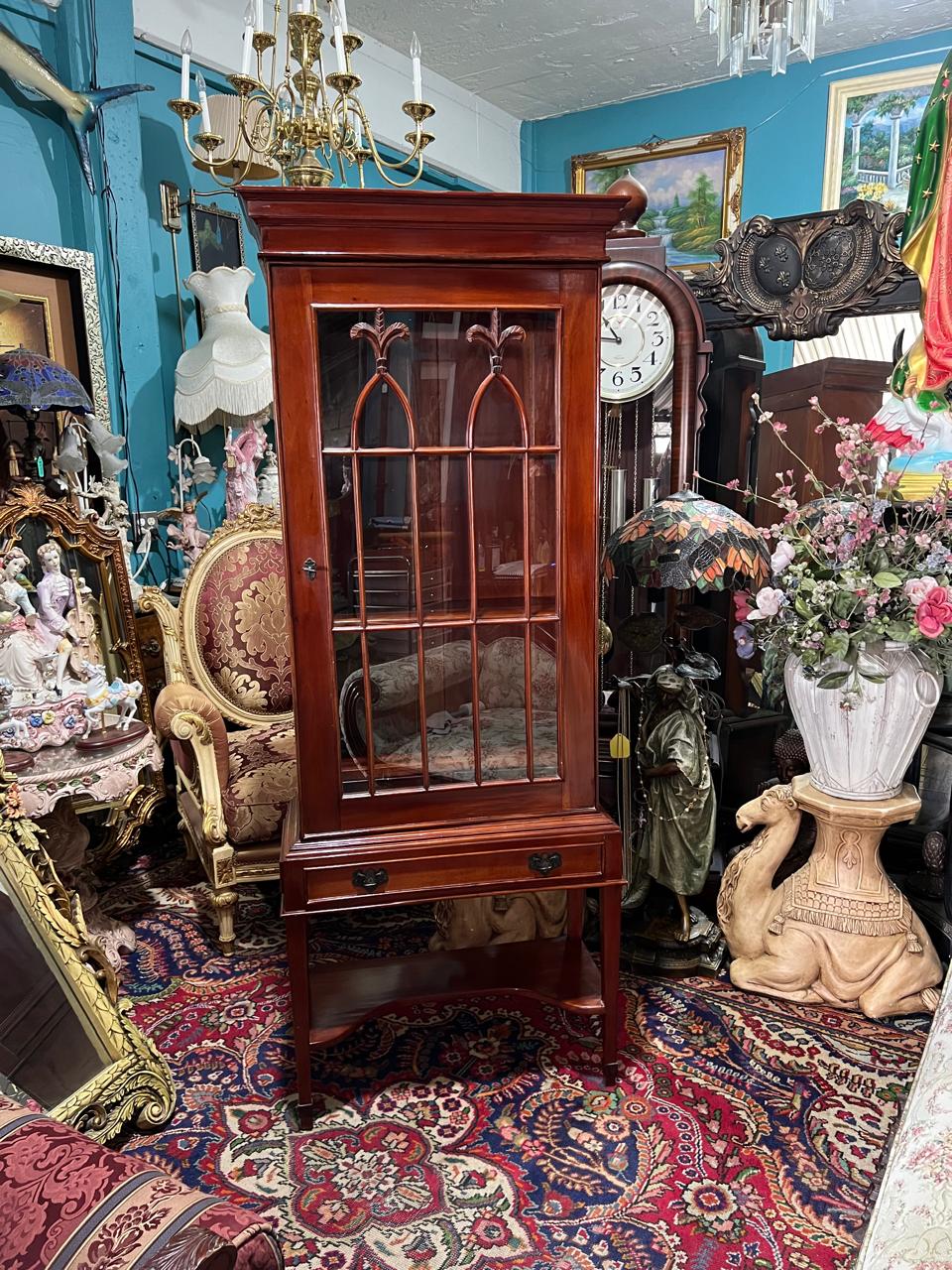 📜🏛️ 📜Butler's Heritage Collection Mahogany Display Cabinet📜🏛️ 📜