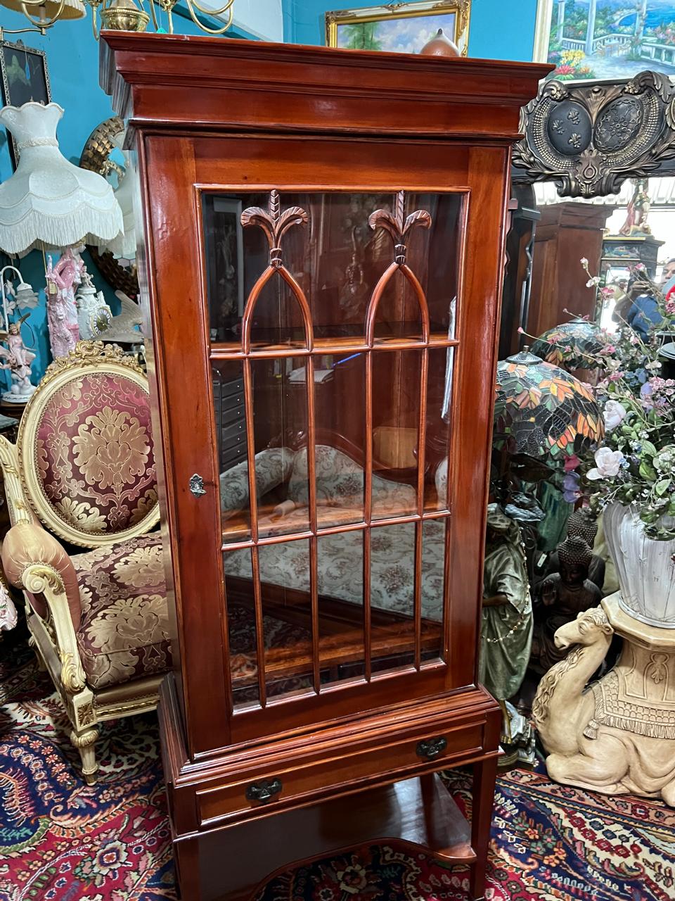 📜🏛️ 📜Butler's Heritage Collection Mahogany Display Cabinet📜🏛️ 📜
