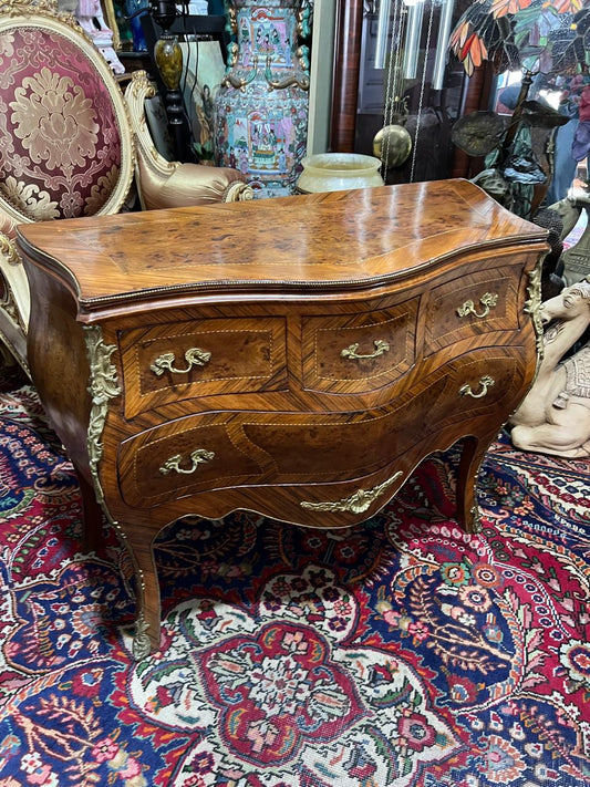 🌟 French Bombay Louis XV Style 🏡✨