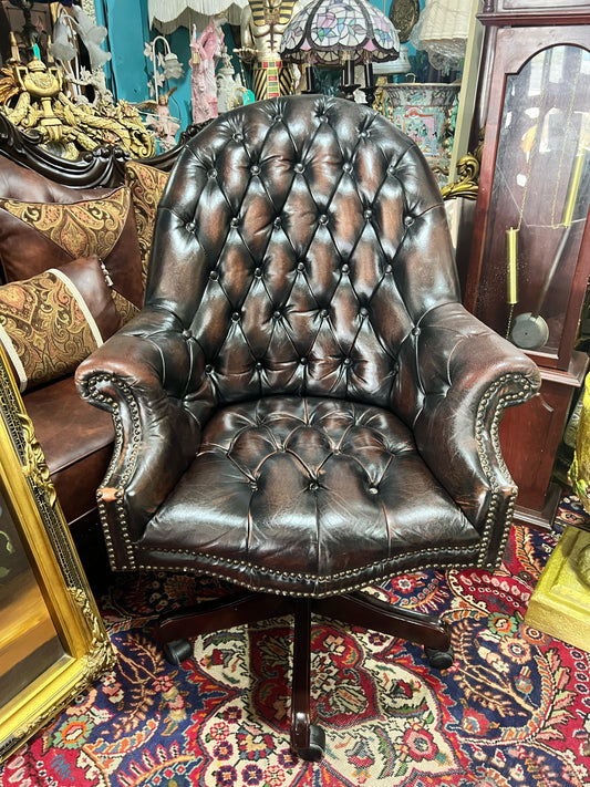 🌟 Silla de Escritorio Giratoria de Cuero Antigua - "GrandFather Chair" 🌟