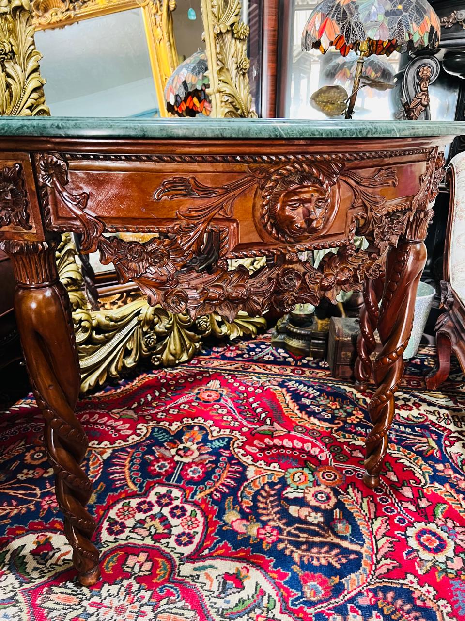 🍀✨Majestuosa Credenza Antigüa de los Años 1920 en Rosarito Antiques✨🍀