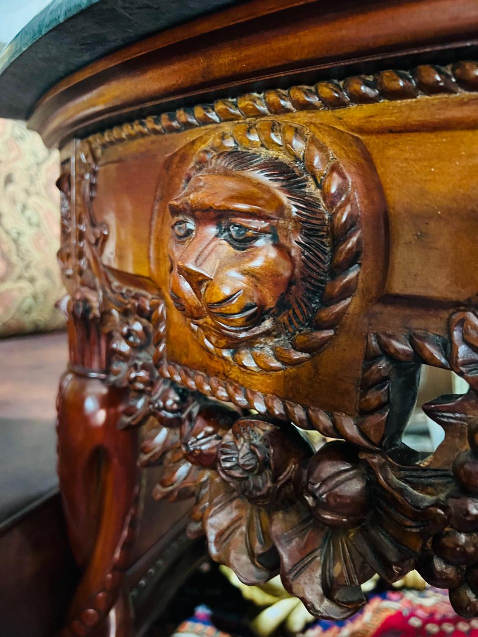 🍀✨Majestuosa Credenza Antigüa de los Años 1920 en Rosarito Antiques✨🍀