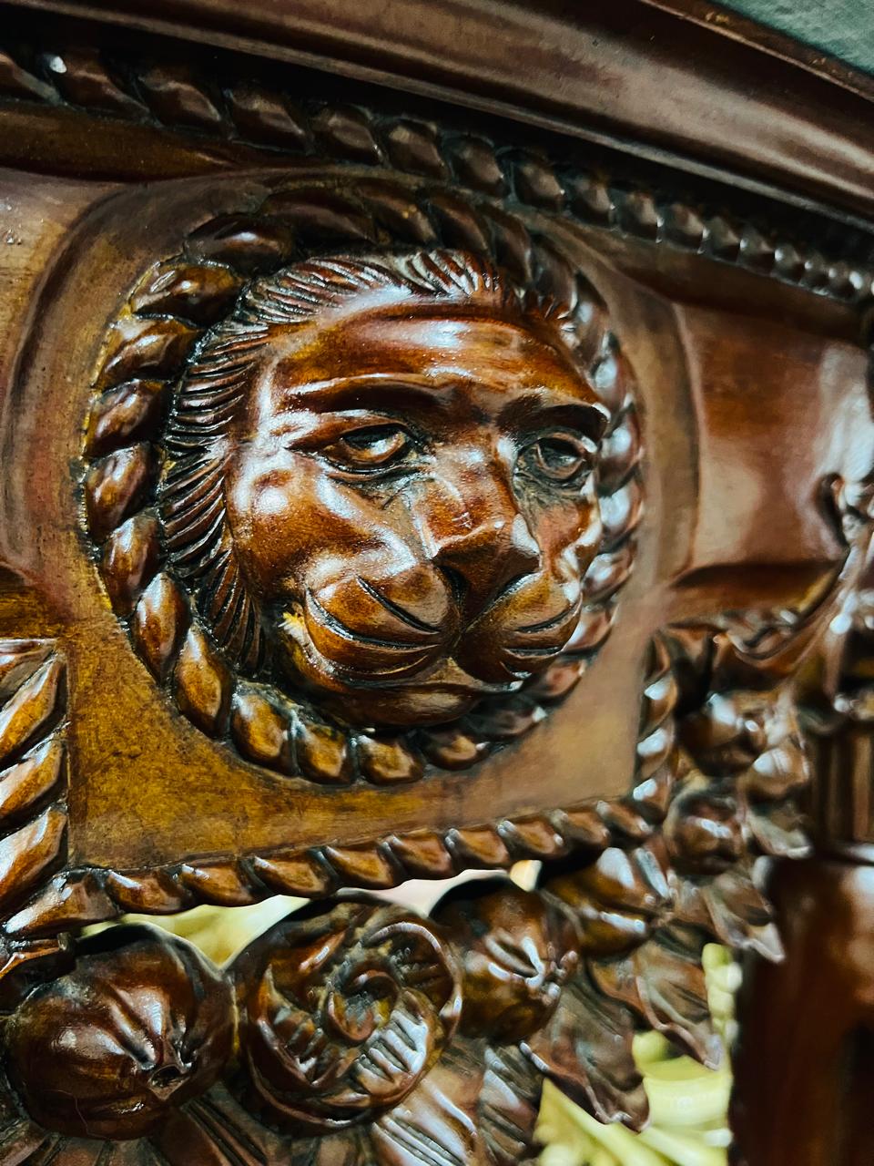 🍀✨Majestuosa Credenza Antigüa de los Años 1920 en Rosarito Antiques✨🍀
