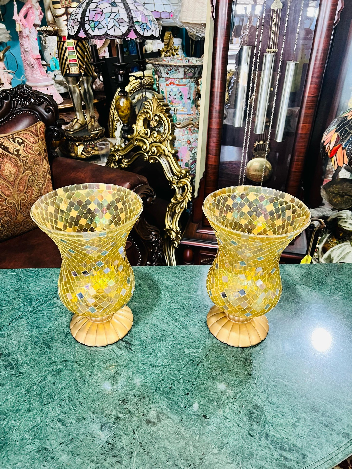 🏺✨ Elegancia en Cristal: Par de Jarrones Exclusivos ✨