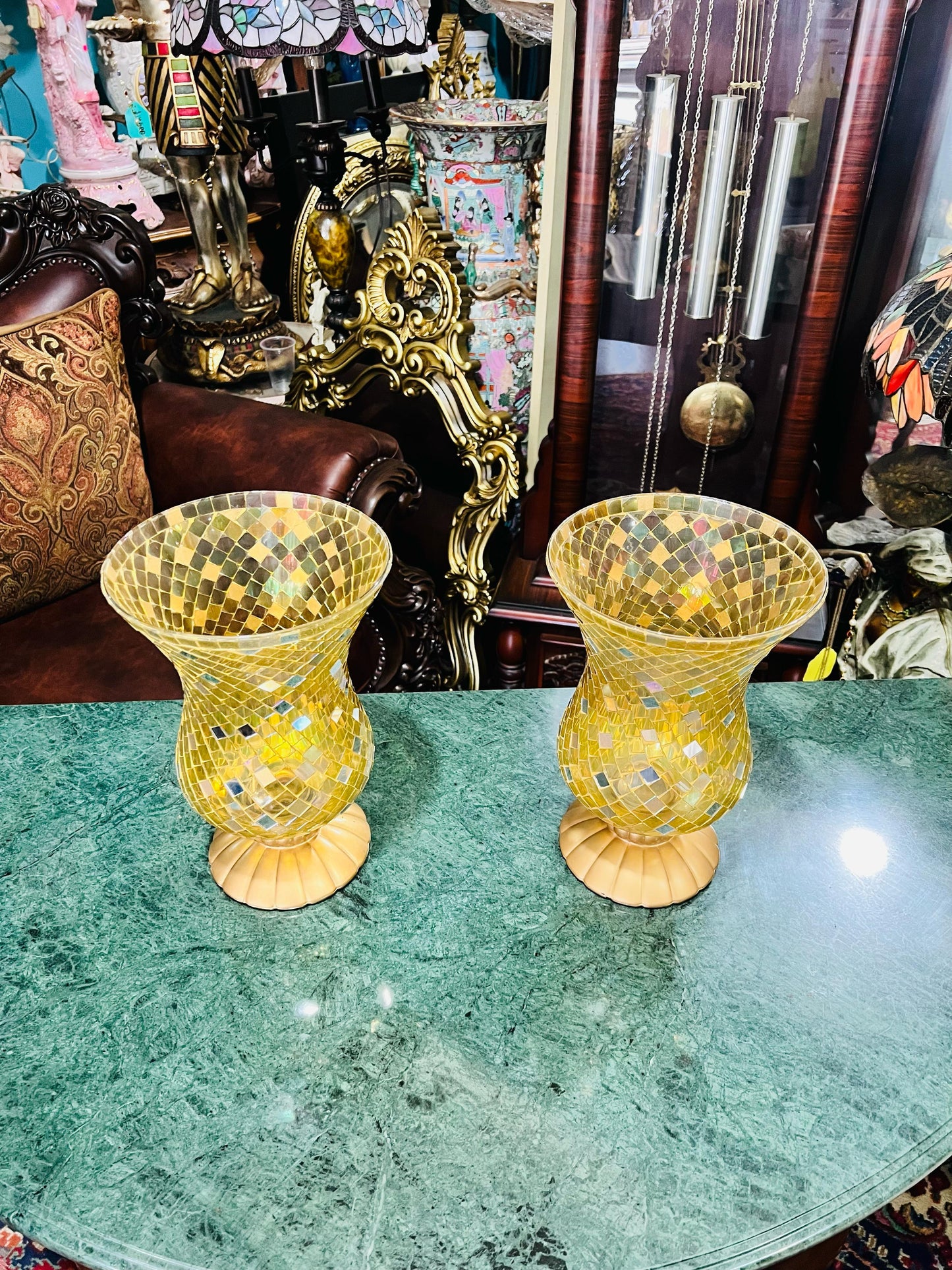 🏺✨ Elegancia en Cristal: Par de Jarrones Exclusivos ✨