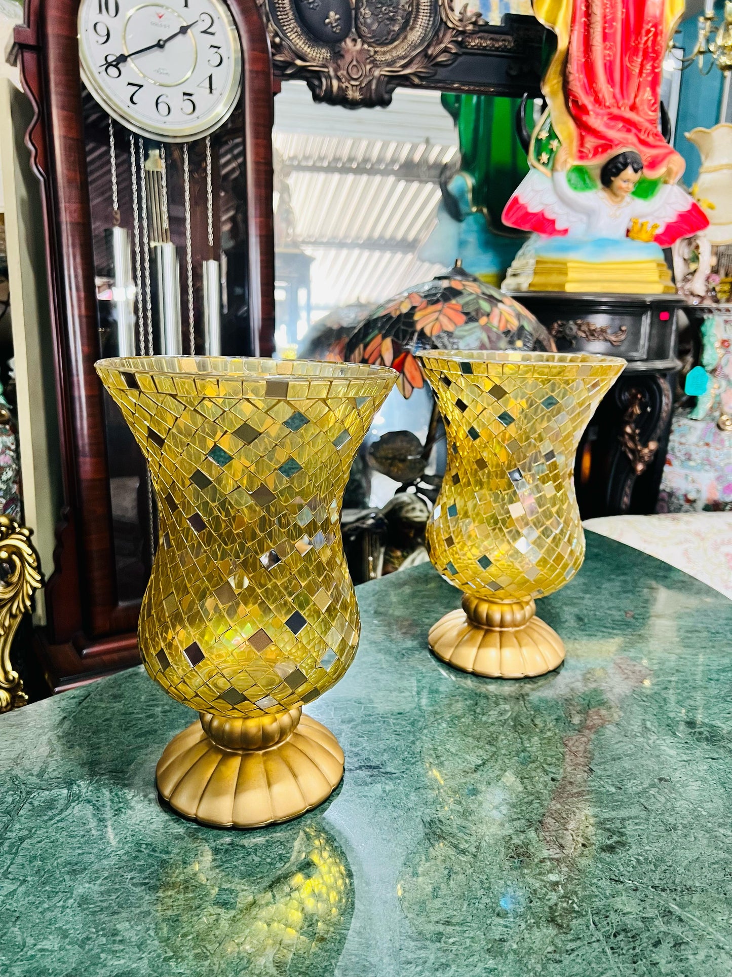 🏺✨ Elegancia en Cristal: Par de Jarrones Exclusivos ✨