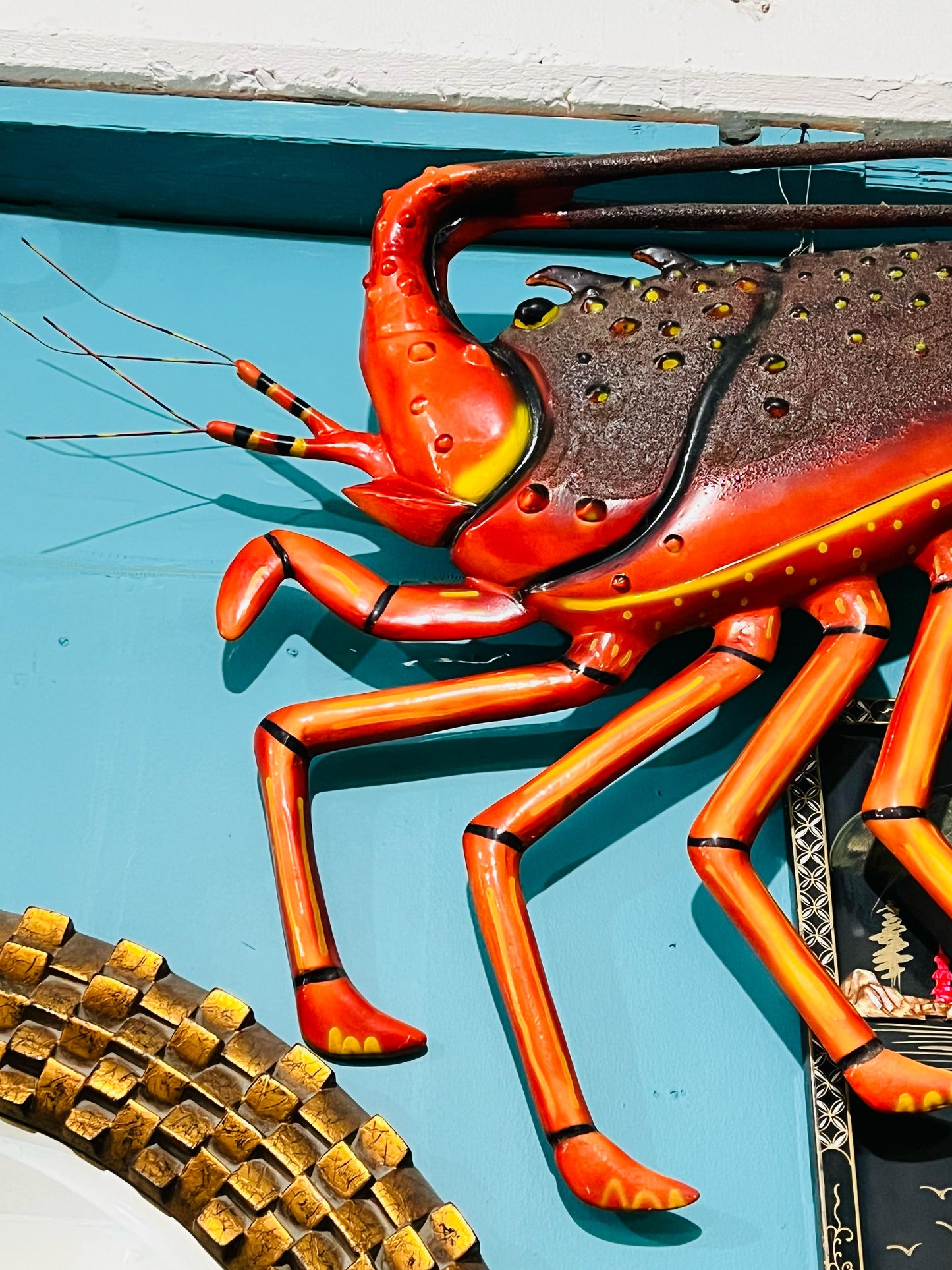 🦞✨ Figura Decorativa de Langosta: Elegancia y Color en Fibra de Vidrio ✨🦞