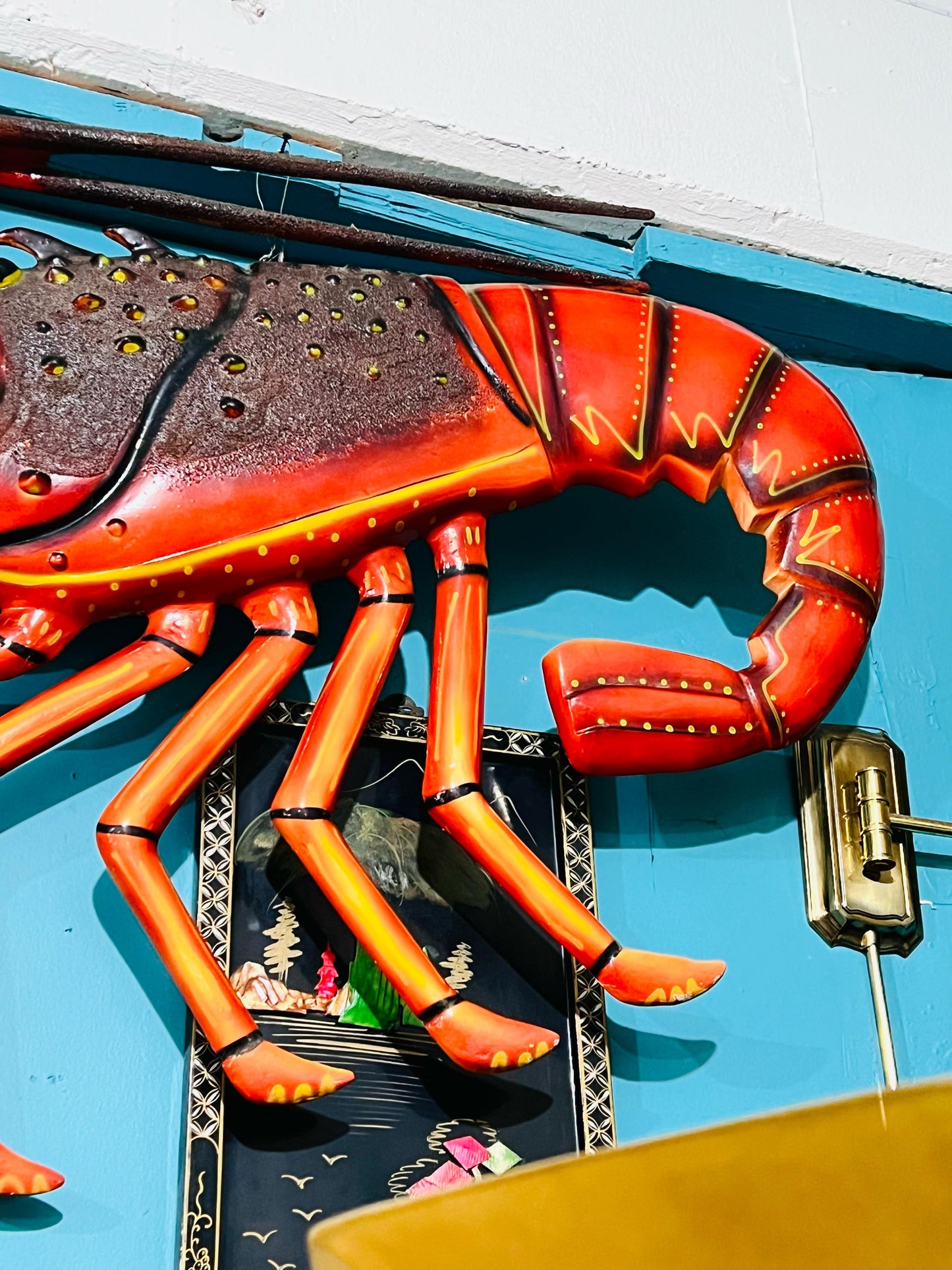 🦞✨ Figura Decorativa de Langosta: Elegancia y Color en Fibra de Vidrio ✨🦞