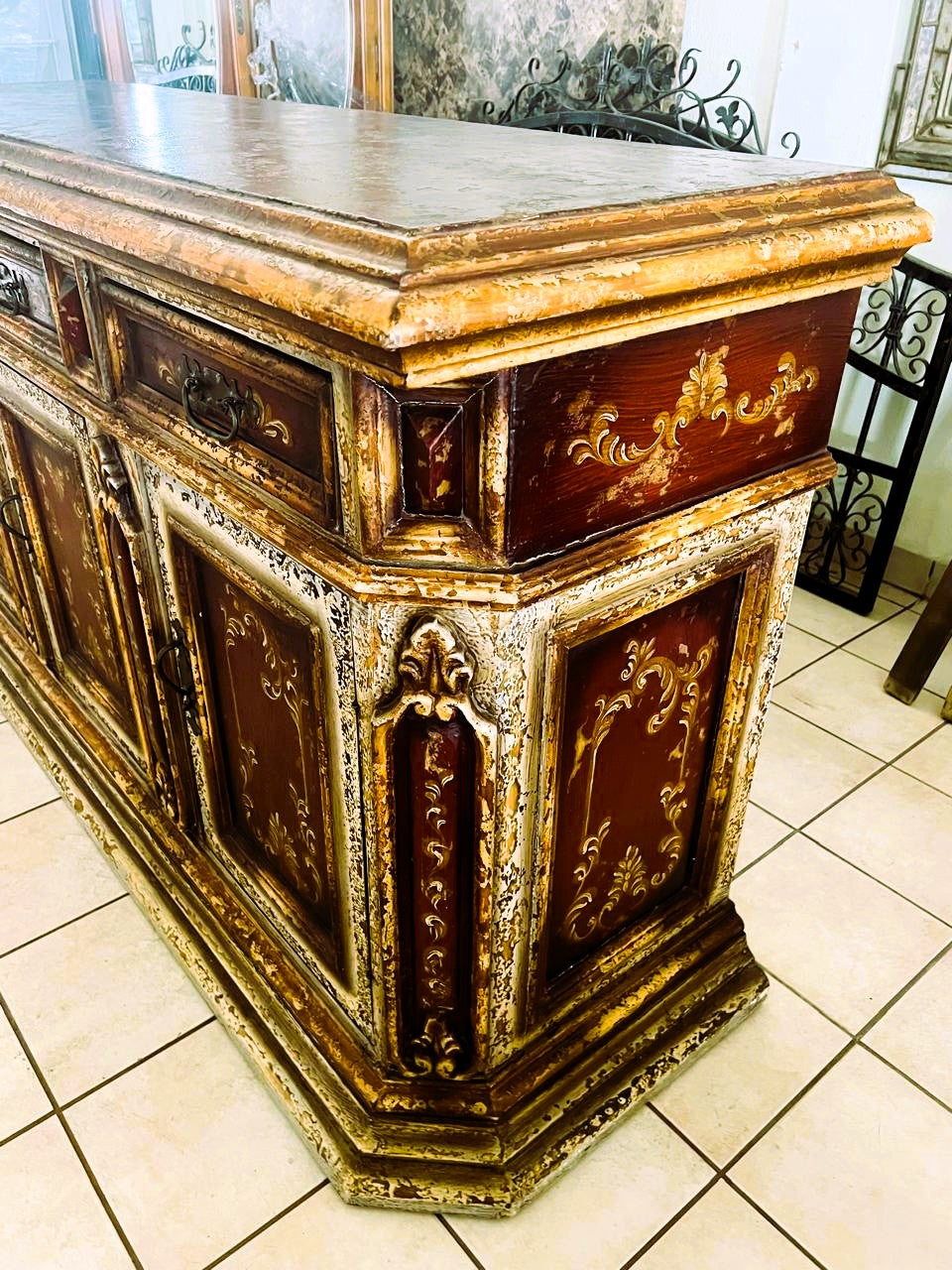🌟Universal Furniture Walnut Buffet🌟 