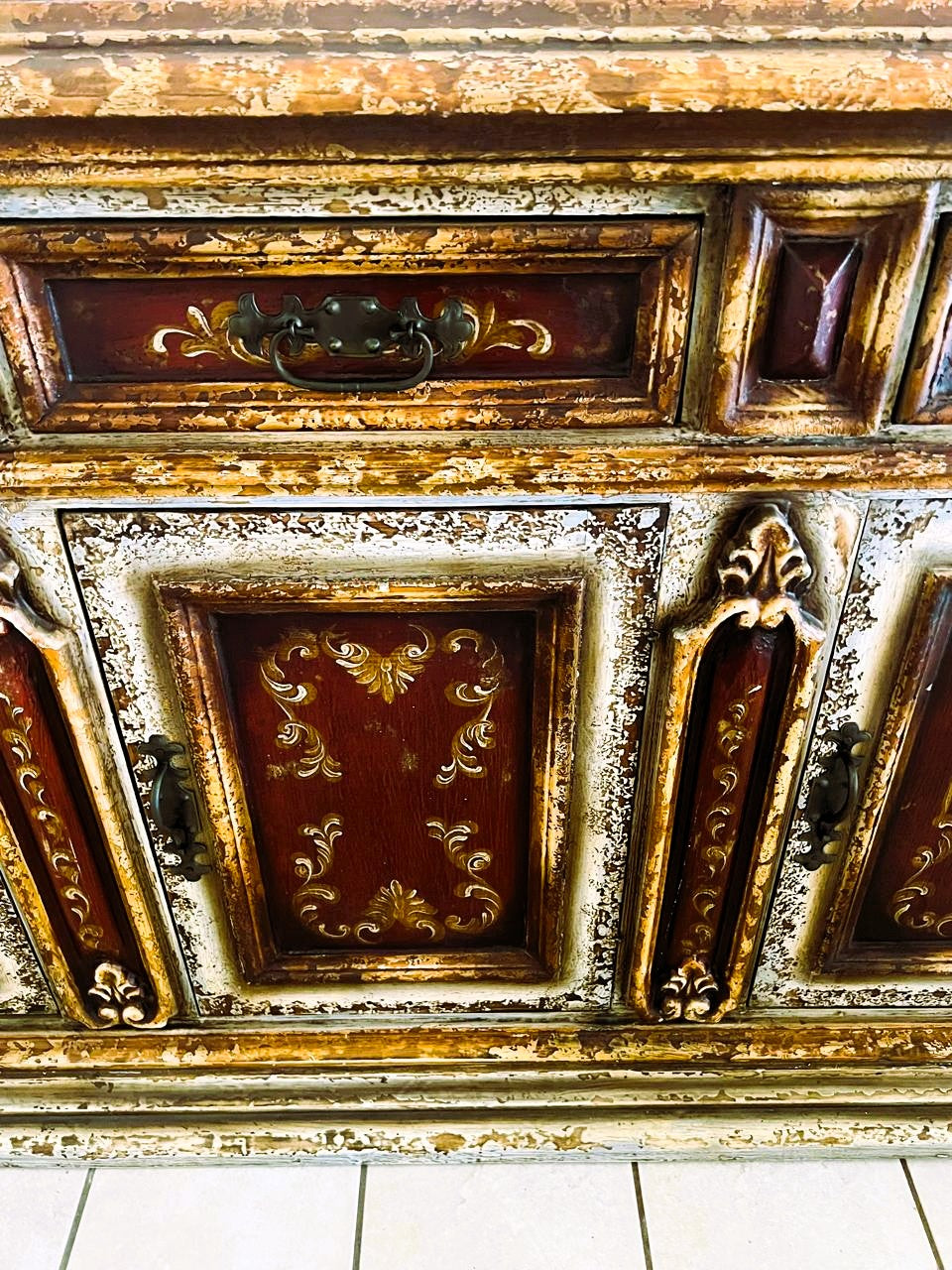 🌟Universal Furniture Walnut Buffet🌟 