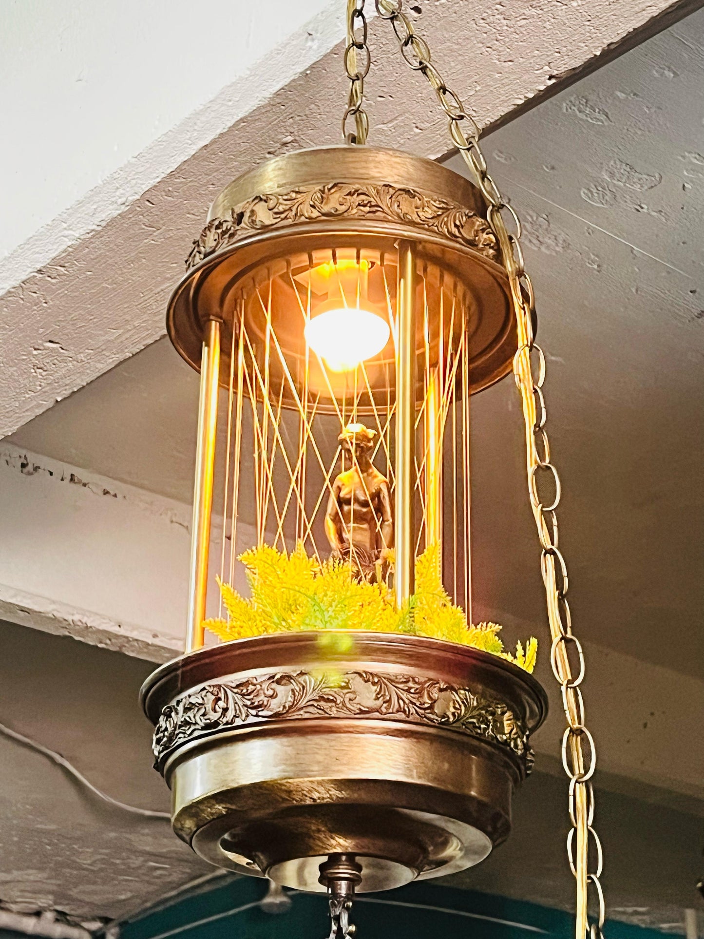 ✨ Stunning Tall Chandelier with 9 Lights ✨
