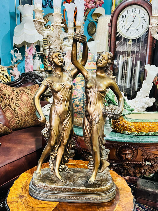 🦅 Bronze Sculpture of an Eagle in Flight with a Globe for Sale 🦅