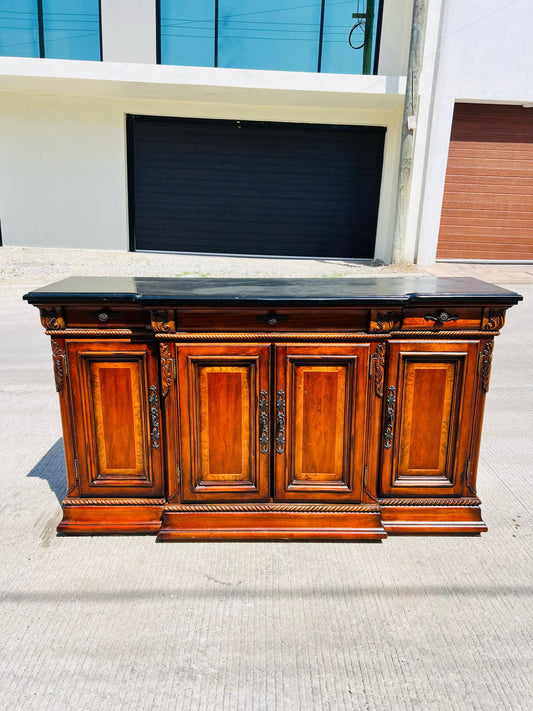 🌟Universal Furniture Walnut Buffet🌟 