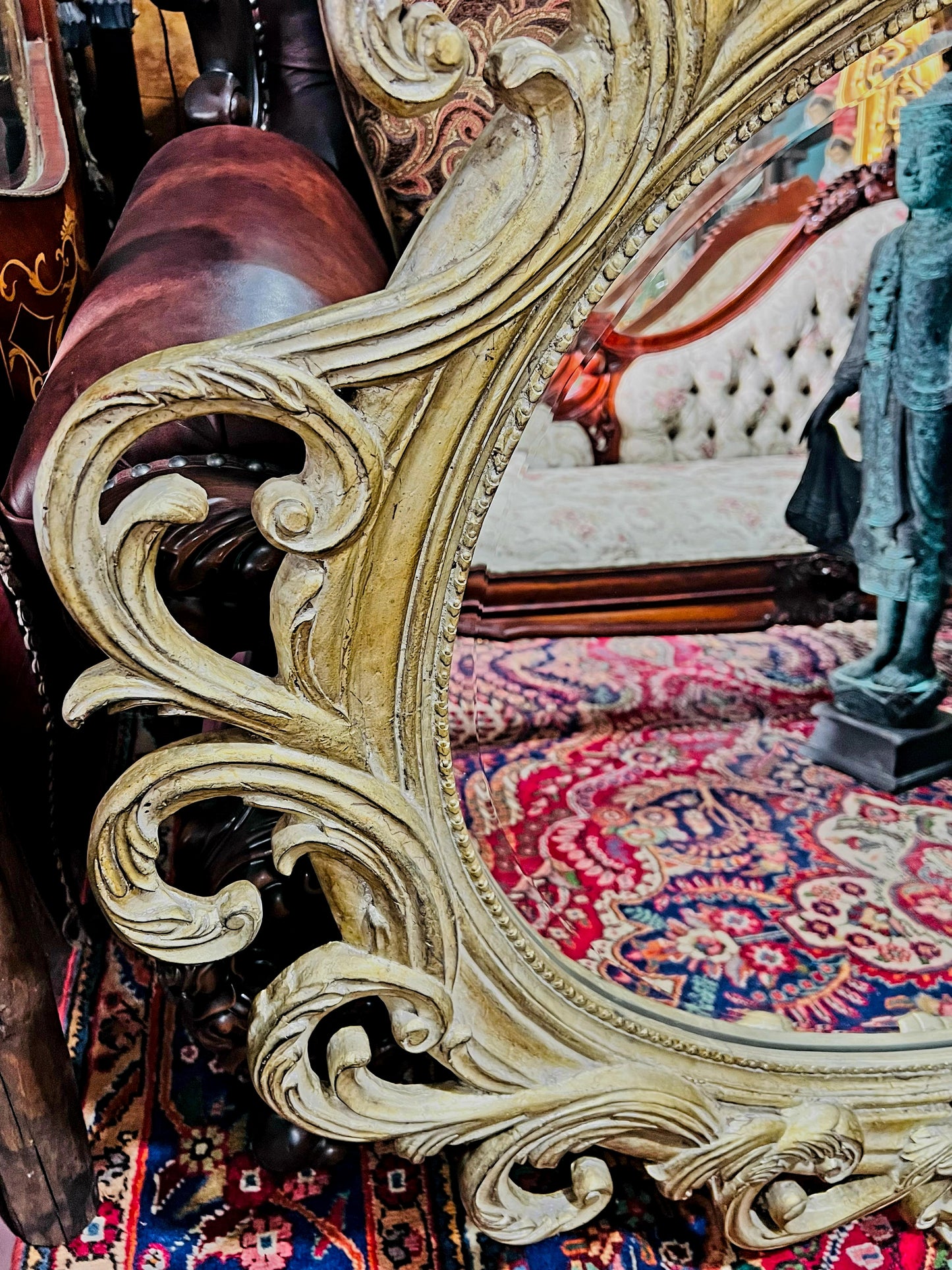 ✨Hand-Carved Wooden Mirror. Artisanal Elegance in Every Detail✨