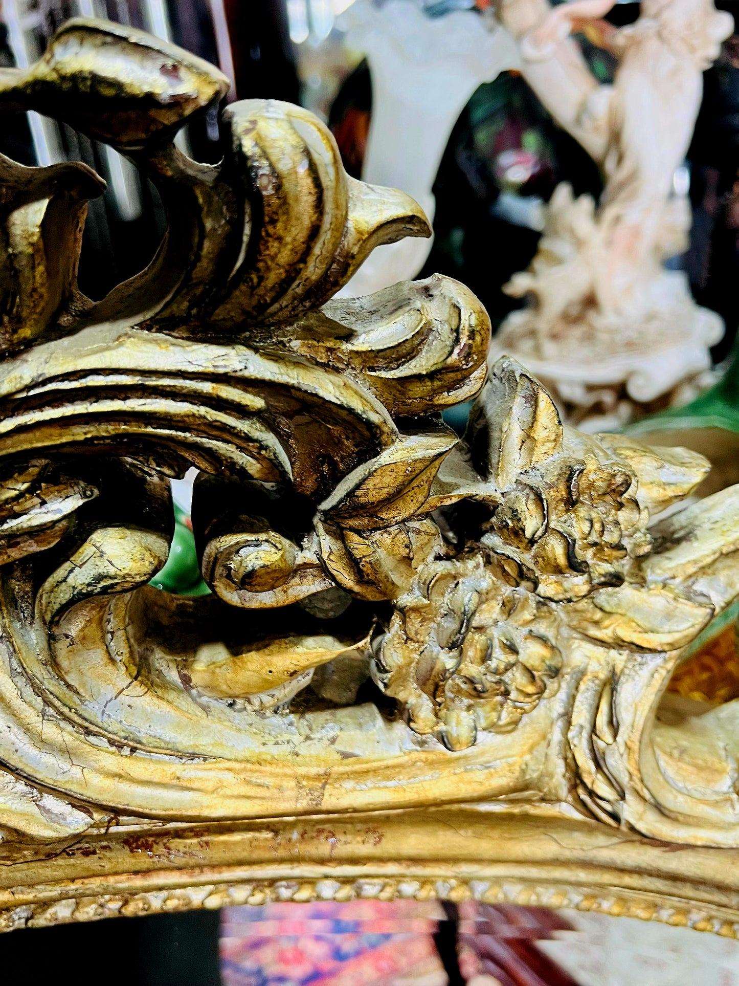 ✨Hand-Carved Wooden Mirror. Artisanal Elegance in Every Detail✨