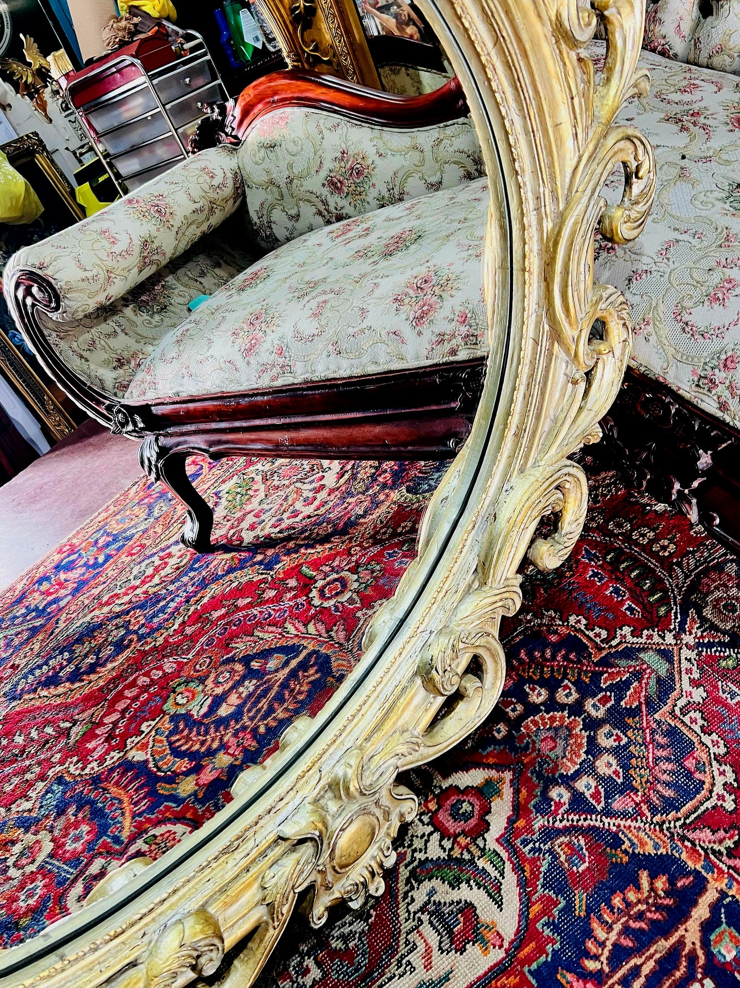 ✨Hand-Carved Wooden Mirror. Artisanal Elegance in Every Detail✨
