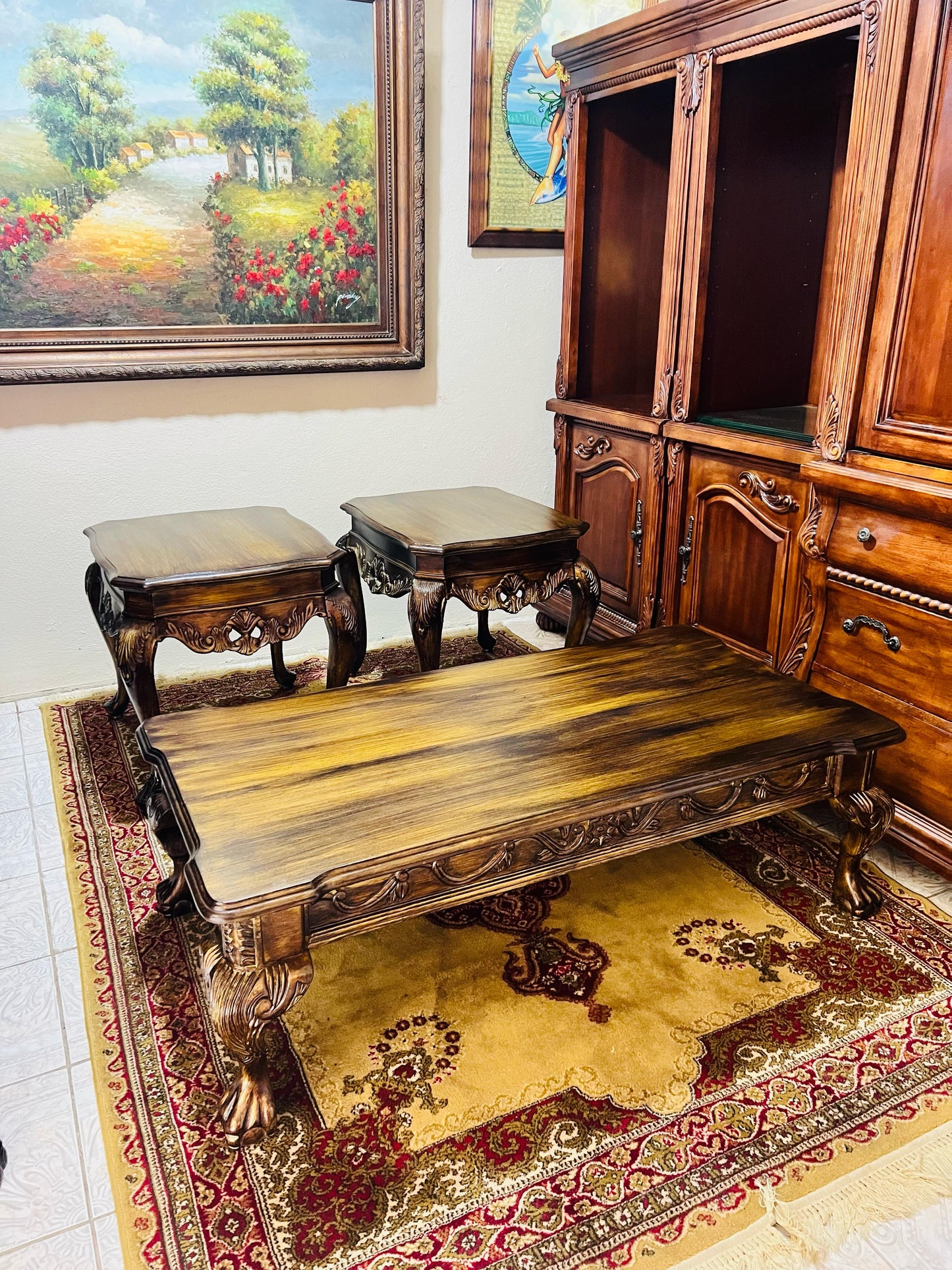 ✨ Exclusive Wooden Table Set with Hand-Carved Decoration! ✨