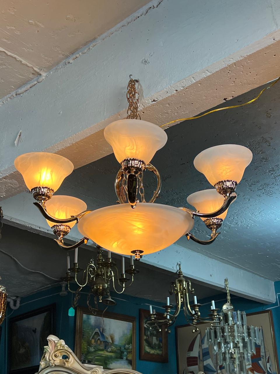 🔱🌟Brilliant: 12-Armed Brass Chandelier 🌟🔱