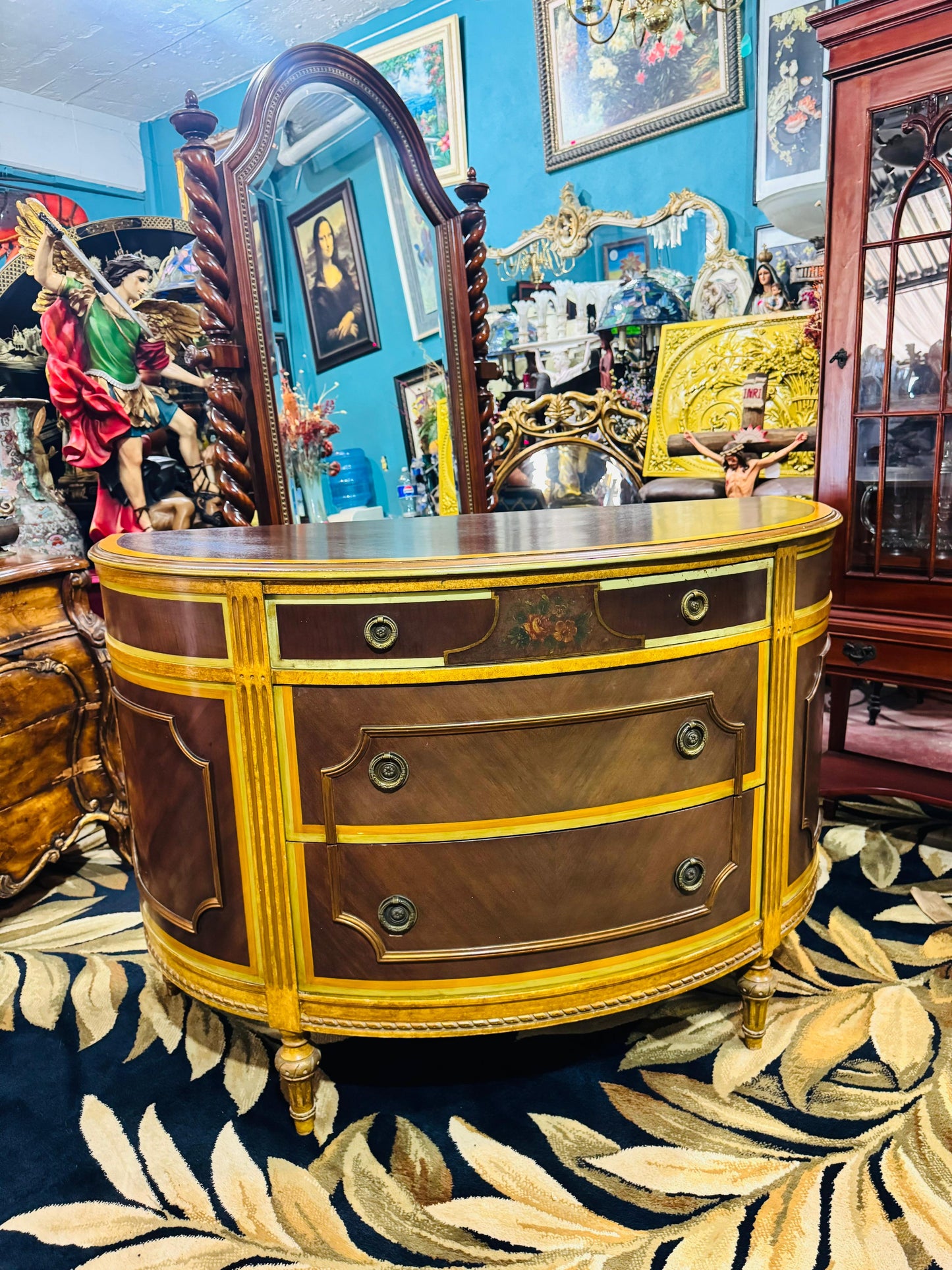✨ Comoda Estilo Francés de media luna de 1930✨