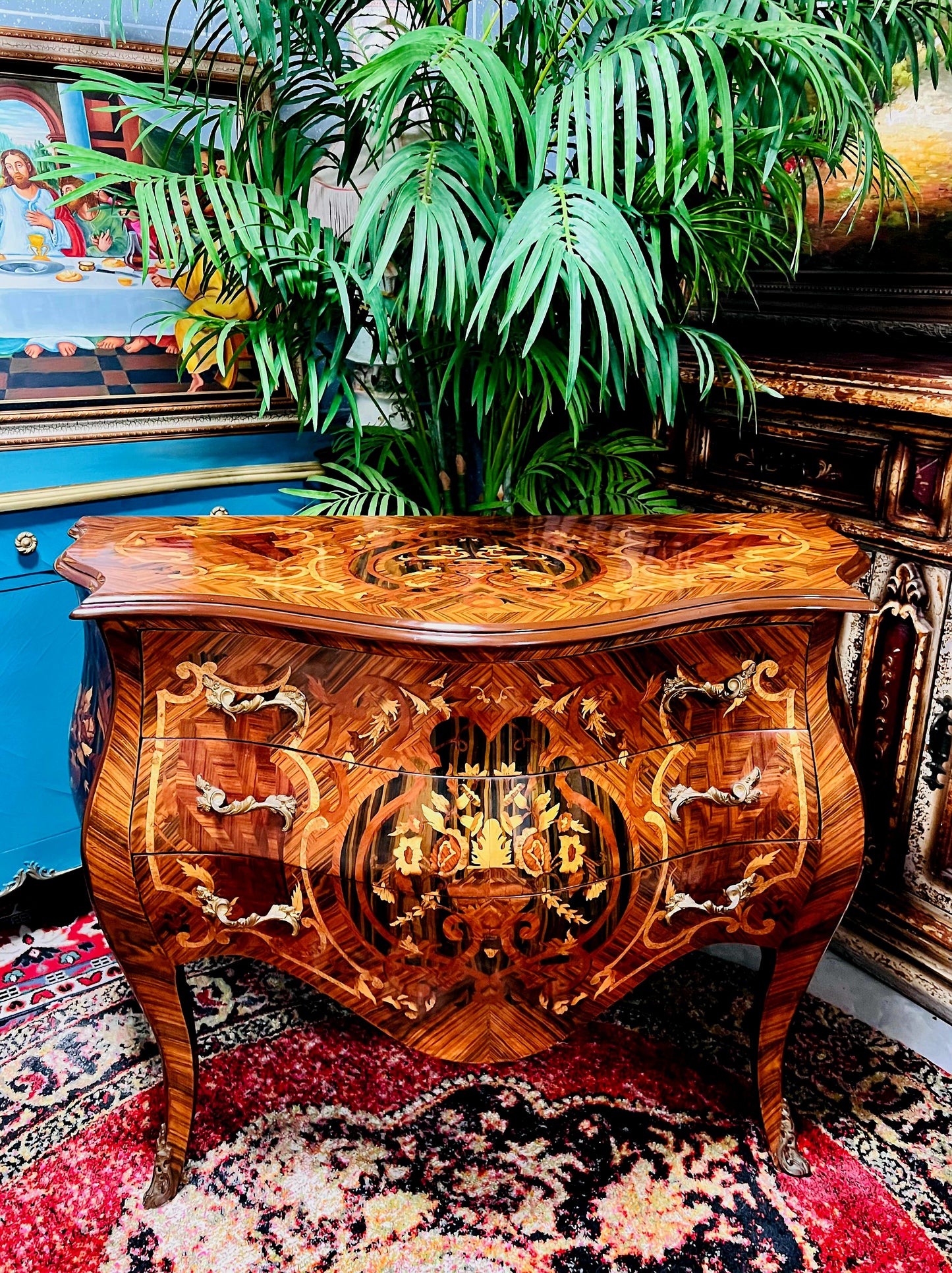 ⚜️Bombé francés con marquetería e incrustaciones en bronce dorado 🇫🇷