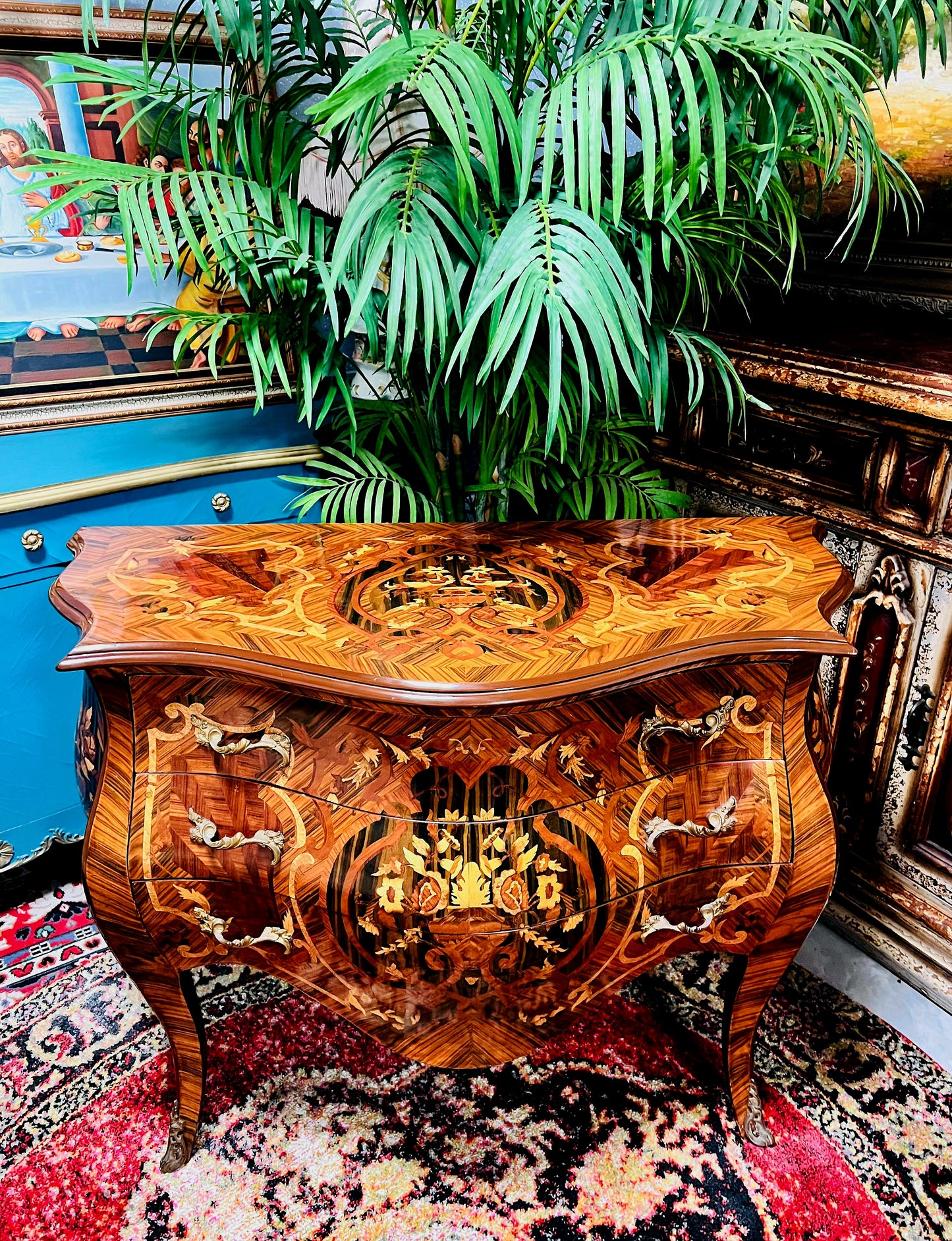 ⚜️Bombé francés con marquetería e incrustaciones en bronce dorado 🇫🇷