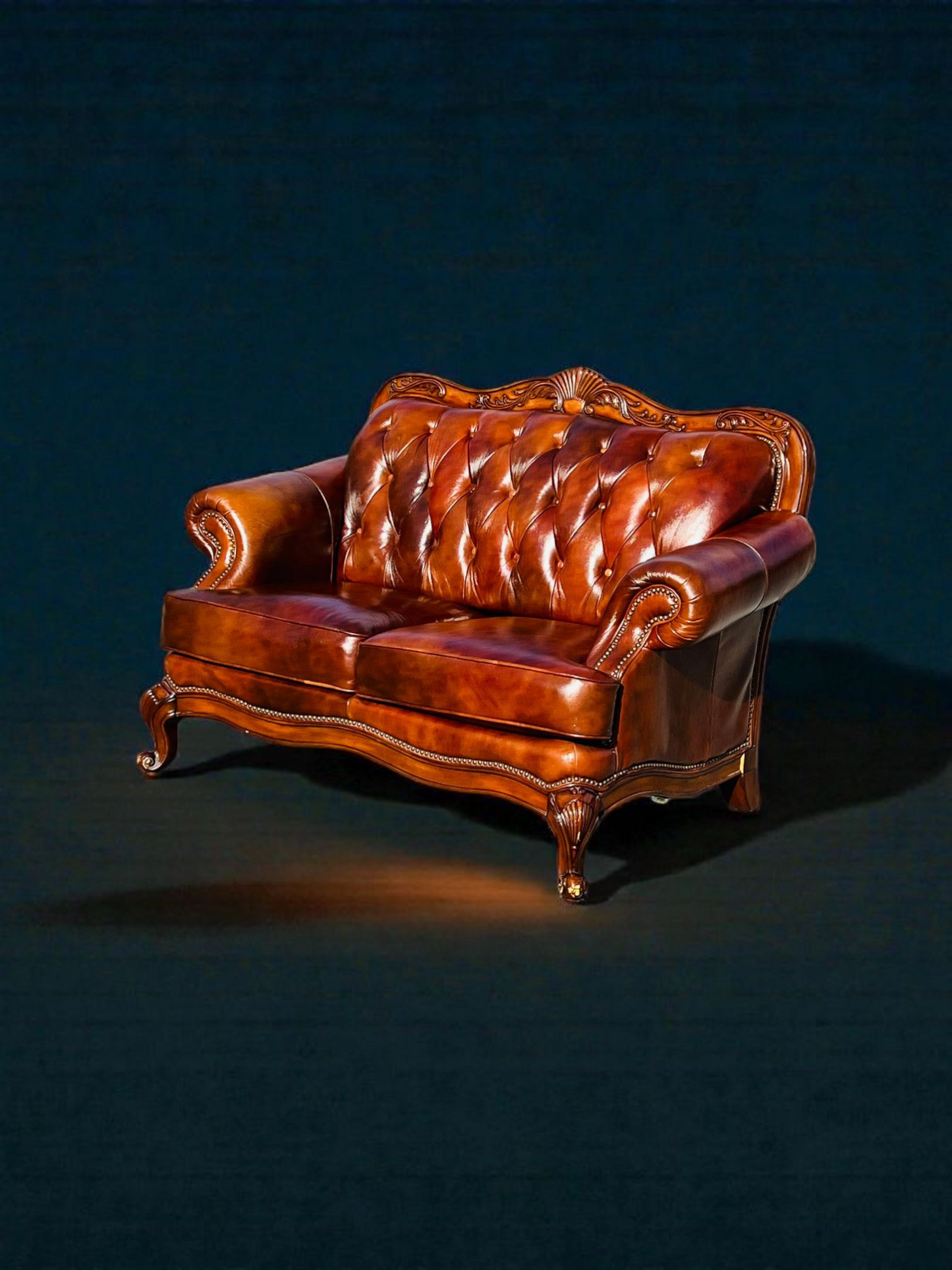 🛋️ Juego de Sala Clasico — Cuero Marron con Tallado Ornamental (2 piezas)