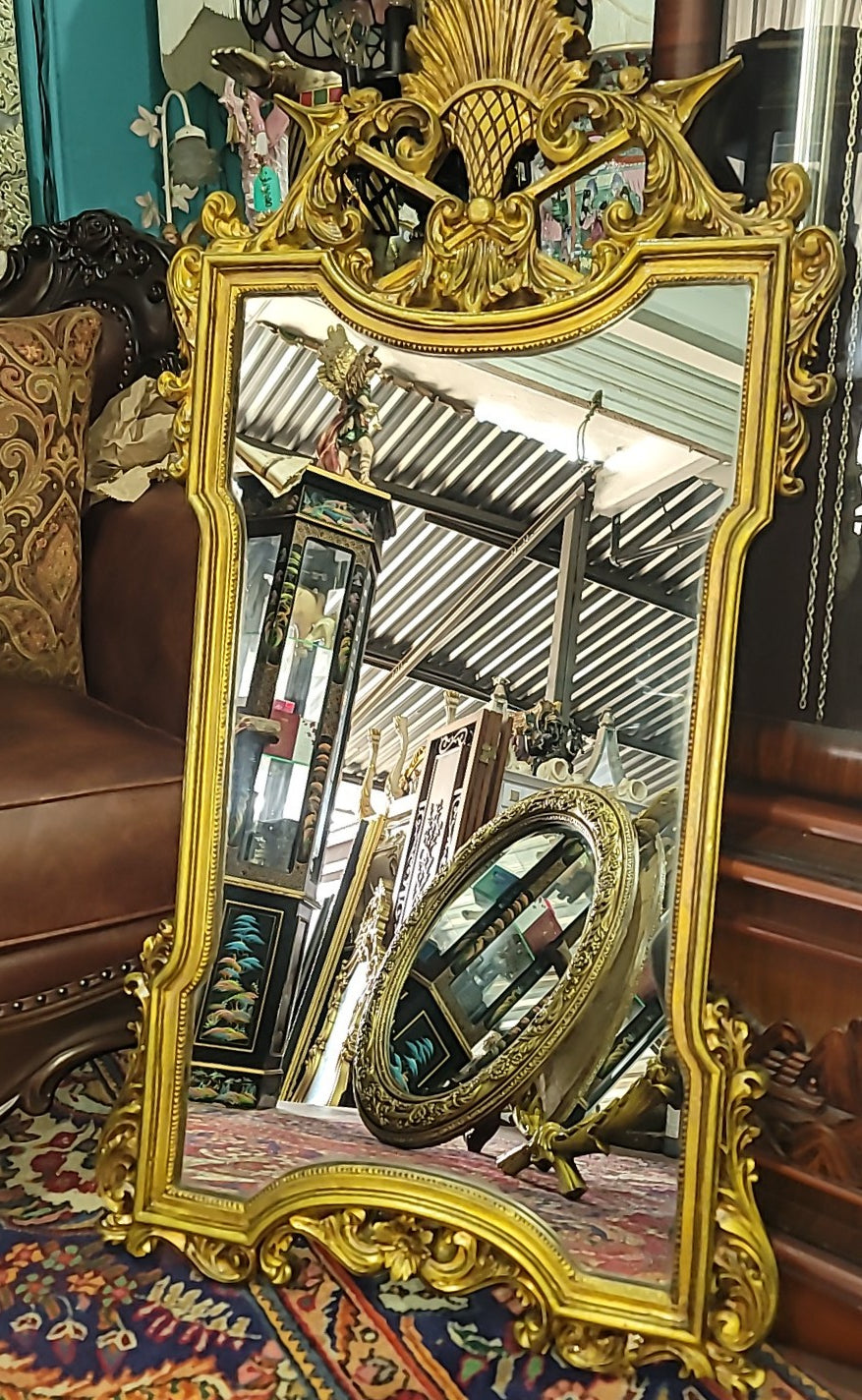 🌟Vintage Mirror in Antique Gold Color!🌟