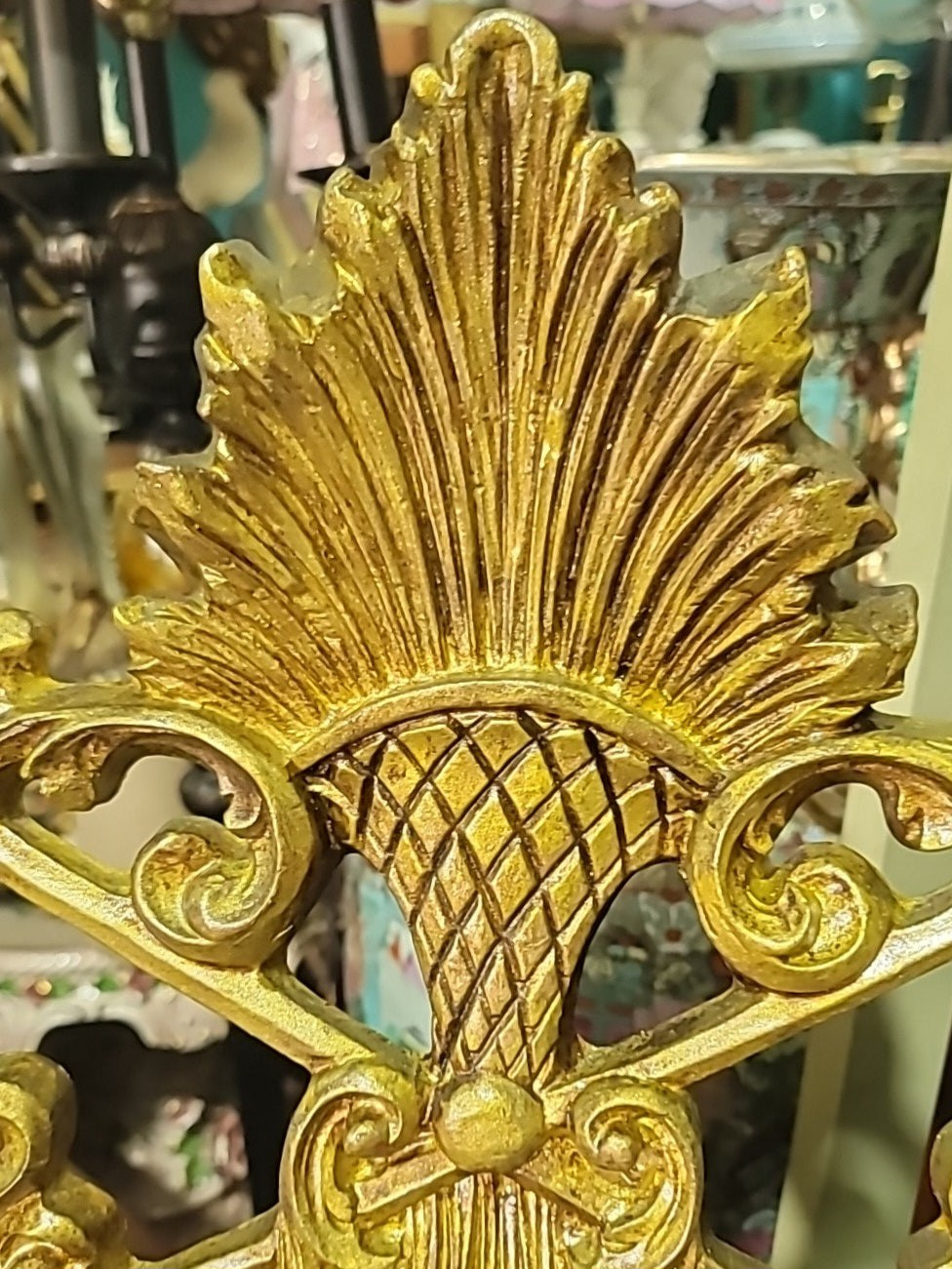 🌟Vintage Mirror in Antique Gold Color!🌟