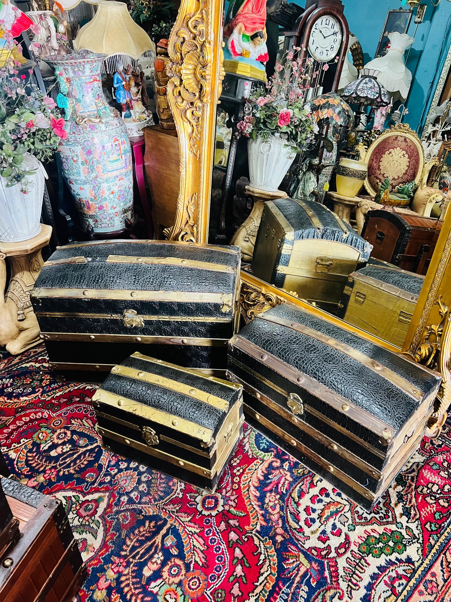 🌟 Decorative Metal Vases Made in Guerrero, Mexico 🌟
