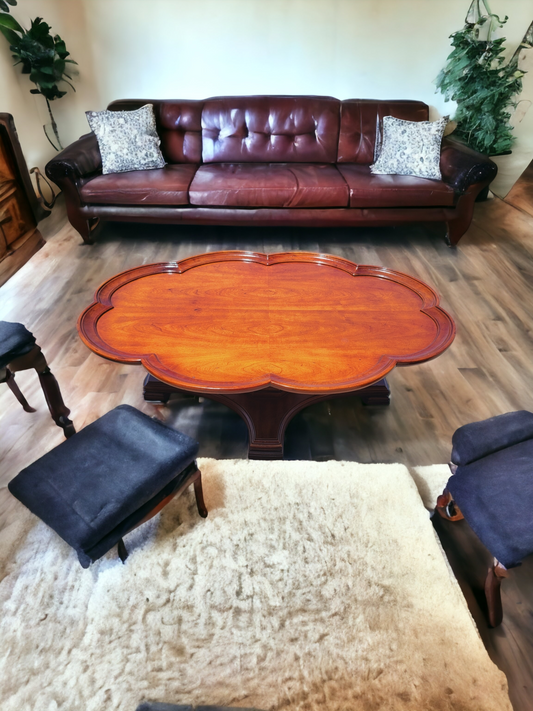 ✨Wooden Coffee Table: A Touch of Distinction for Your Home✨