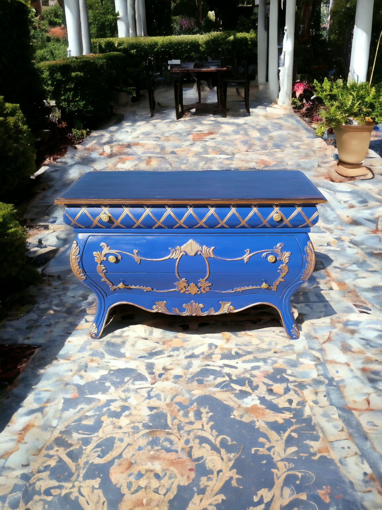 💫🇮🇹 Italian Provincial Bombe in Ultramarine Blue and Gold Tones 🇮🇹💫