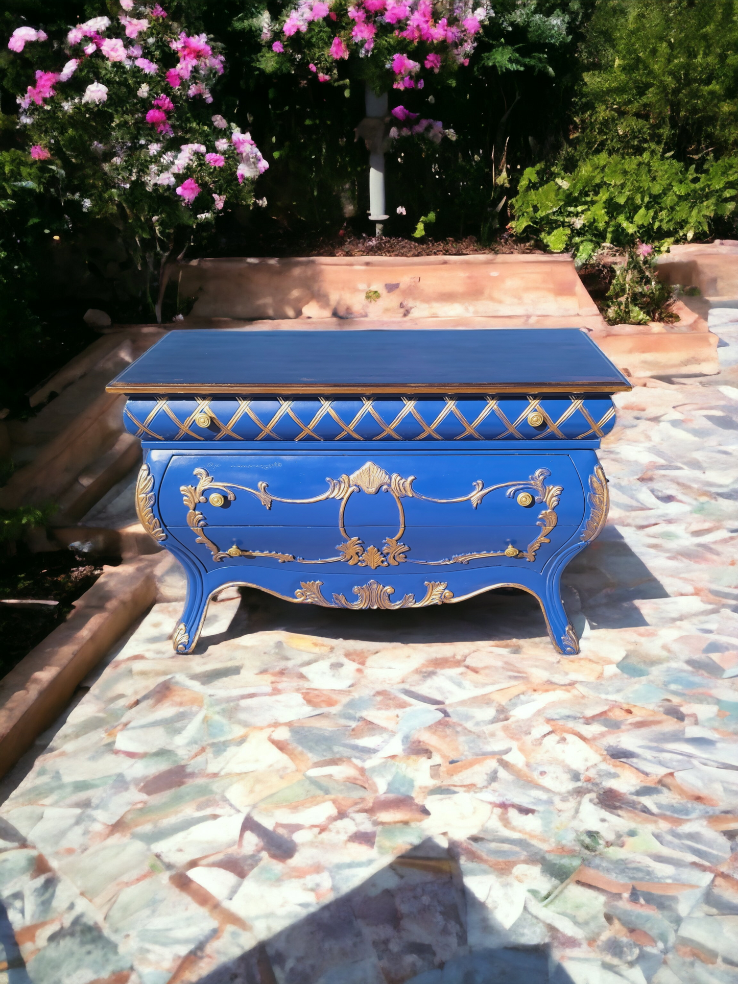 💫🇮🇹 Italian Provincial Bombe in Ultramarine Blue and Gold Tones 🇮🇹💫