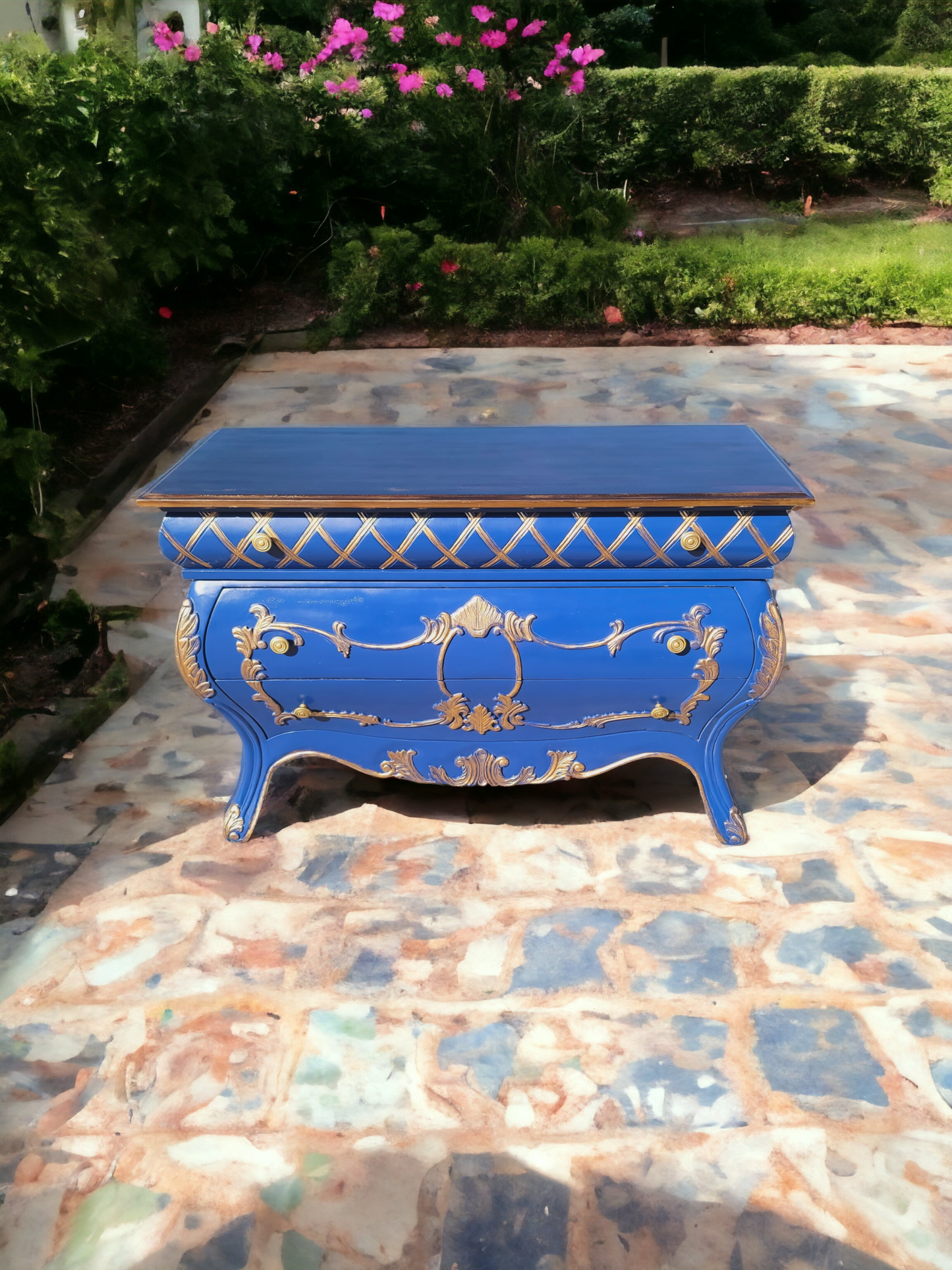 💫🇮🇹 Italian Provincial Bombe in Ultramarine Blue and Gold Tones 🇮🇹💫