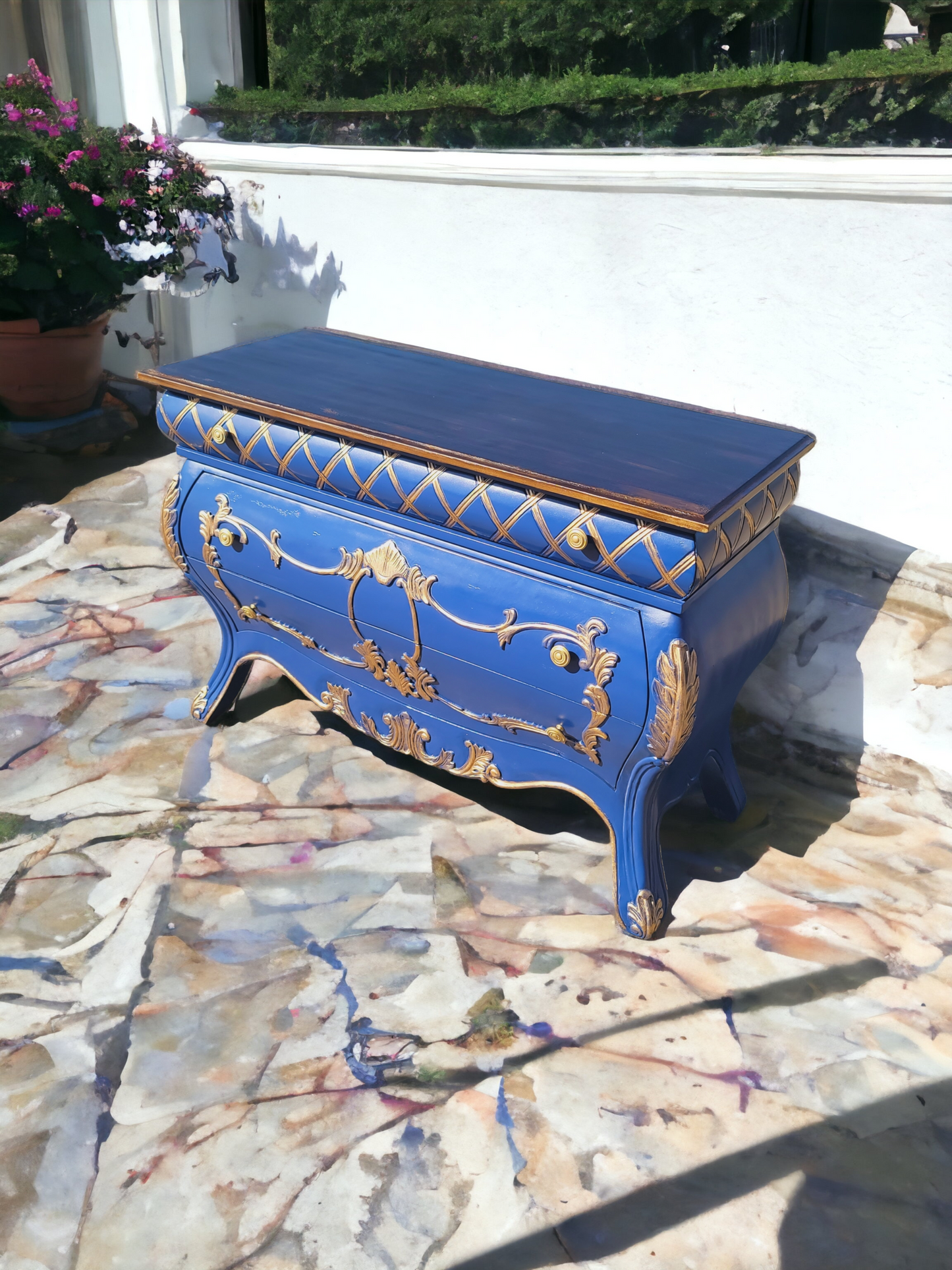 💫🇮🇹 Italian Provincial Bombe in Ultramarine Blue and Gold Tones 🇮🇹💫
