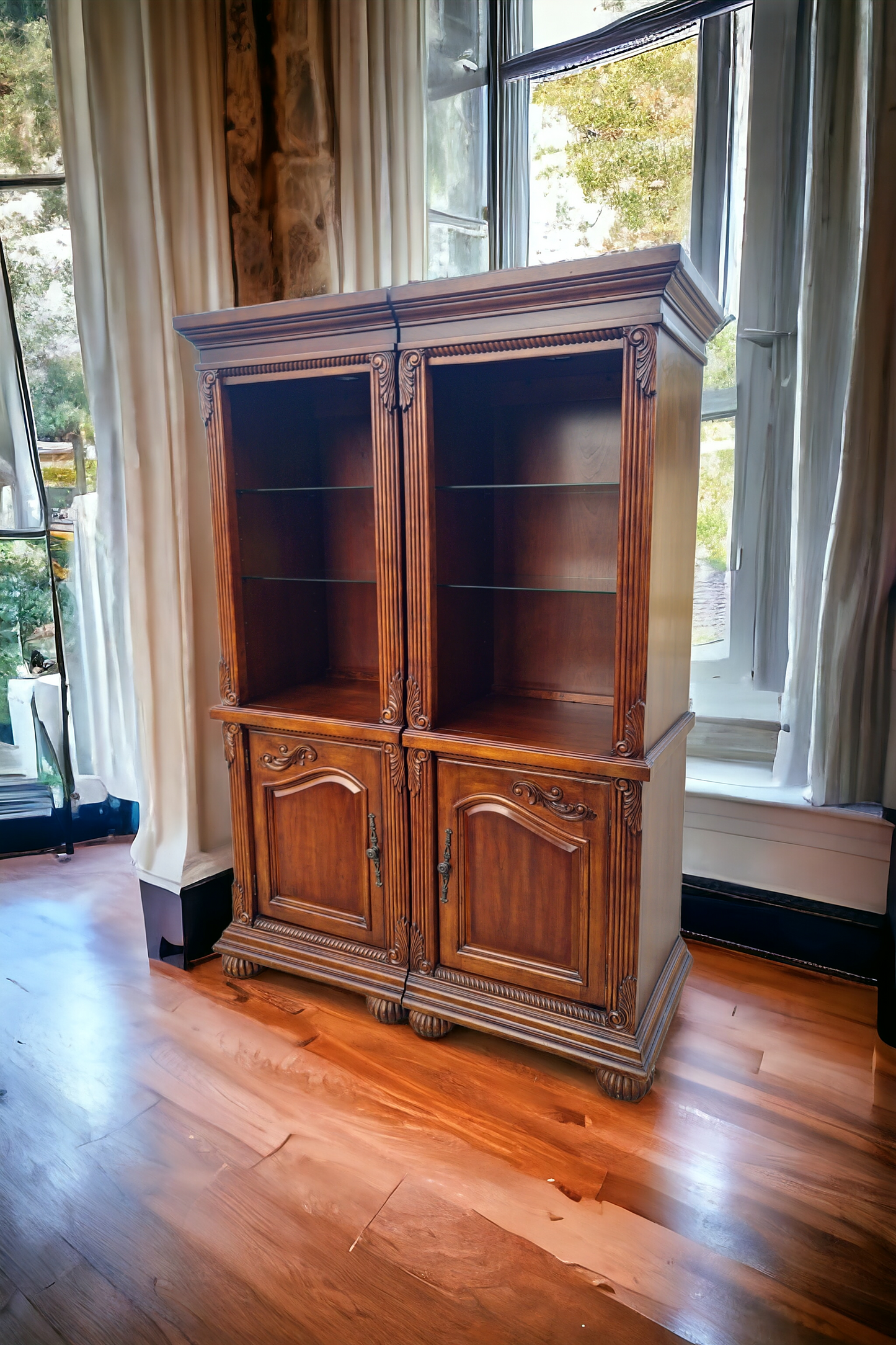 ✨📚 Elegant 2-Piece Colonial Bookcase at Rosarito Antiques 📚✨
