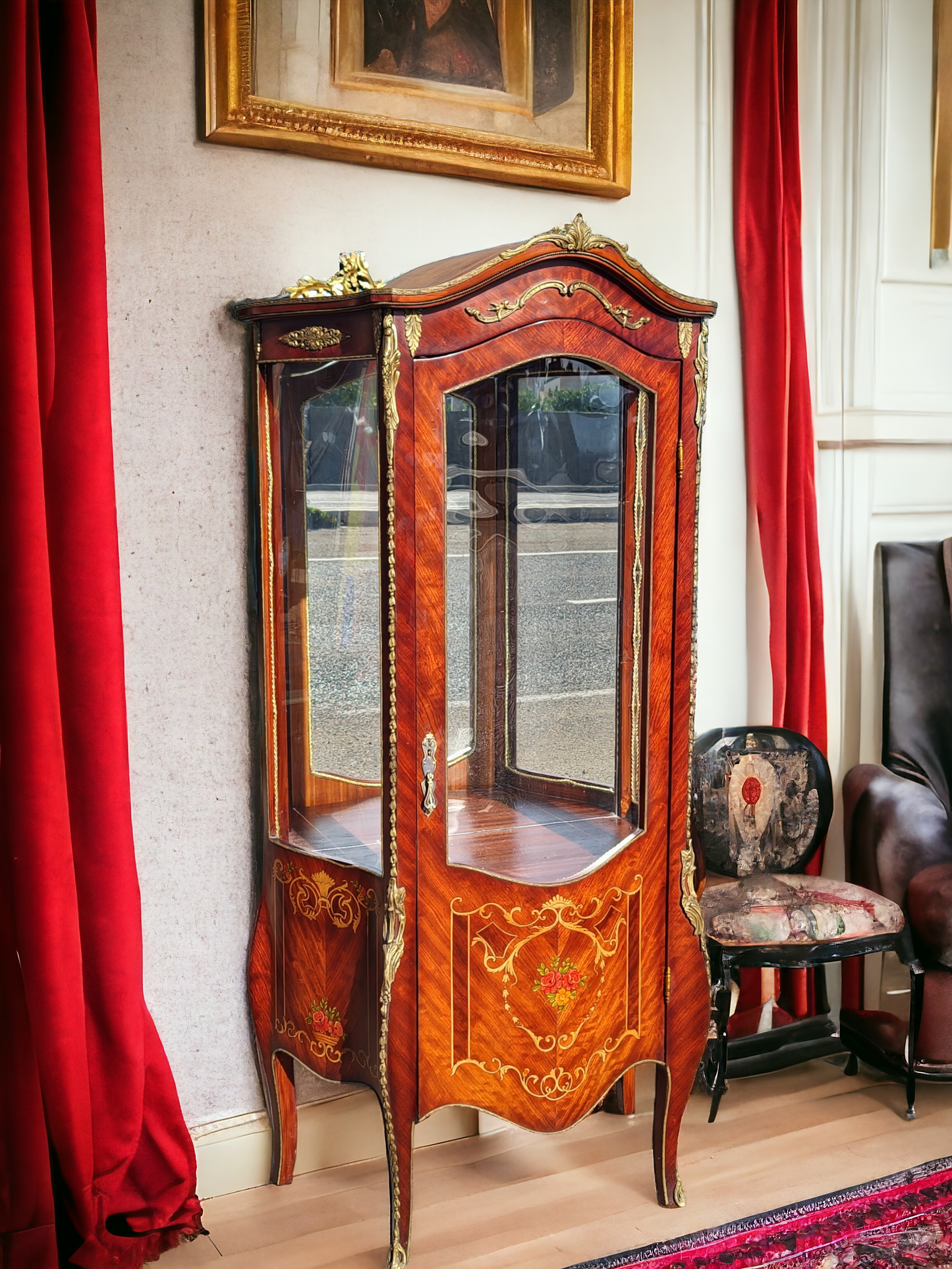 🏰🇫🇷 French Style Display Case - Exclusive at Rosarito Antiques 🇫🇷🏰