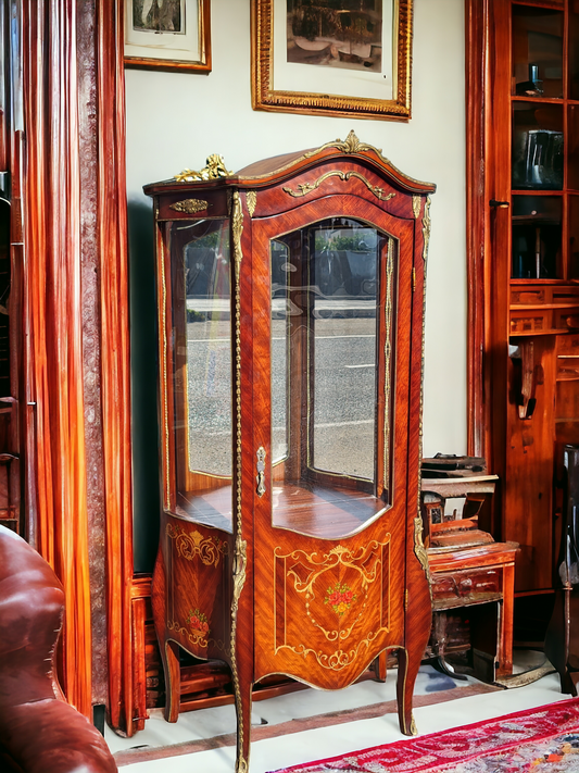 🏰🇫🇷 French Style Display Case - Exclusive at Rosarito Antiques 🇫🇷🏰