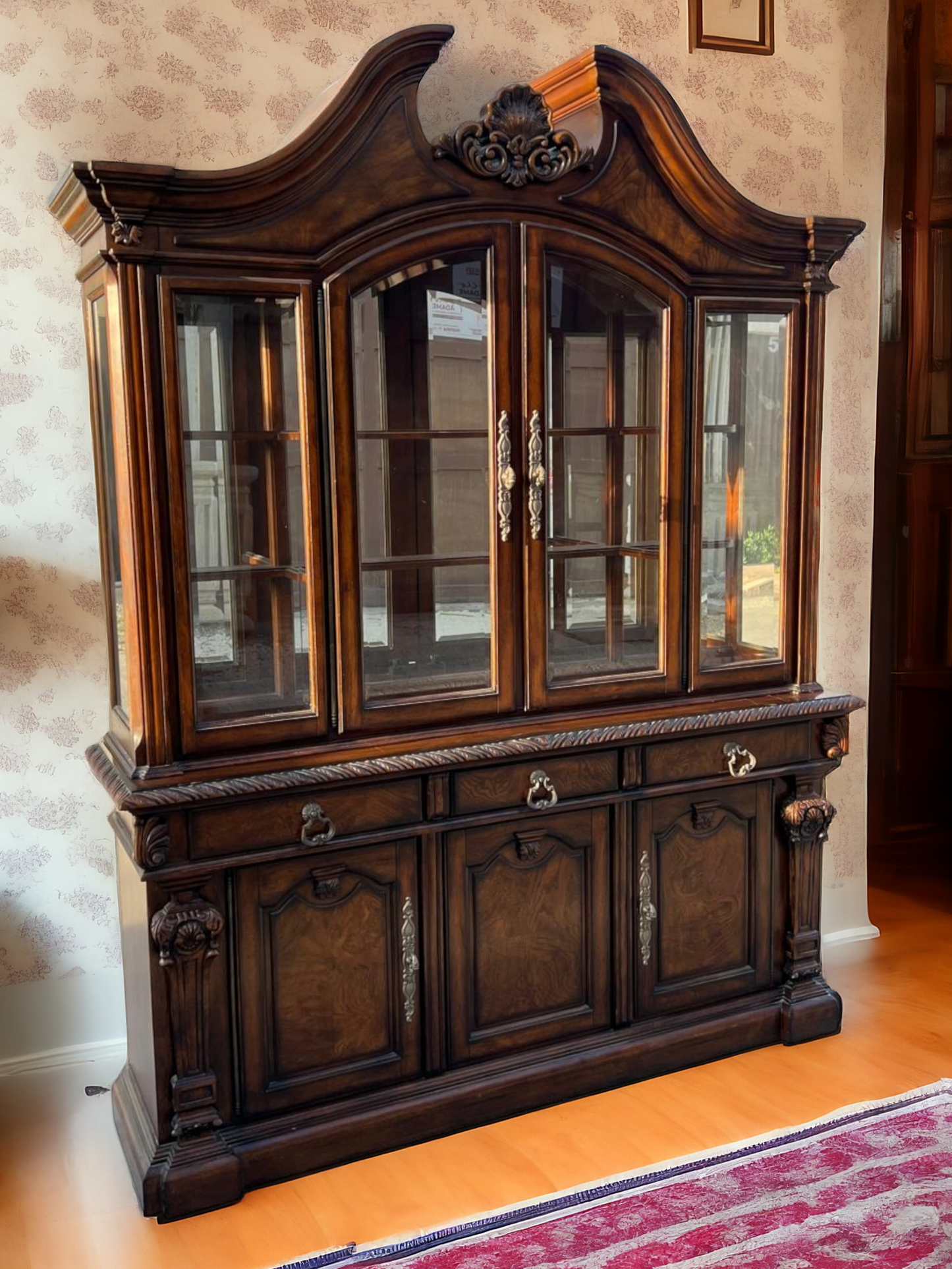 🌟 Vitrina Casa Mollino de Ashley Furniture 🌟