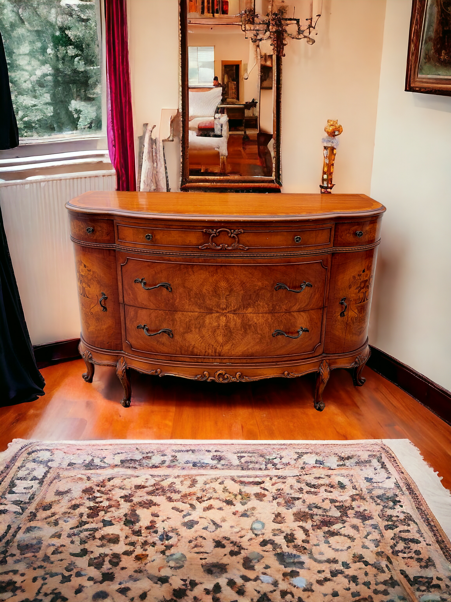 🌟 Gabinete Bufetero Antiguo de Madera Finamente Tallada - Exclusivo en Rosarito Antiques 🌟